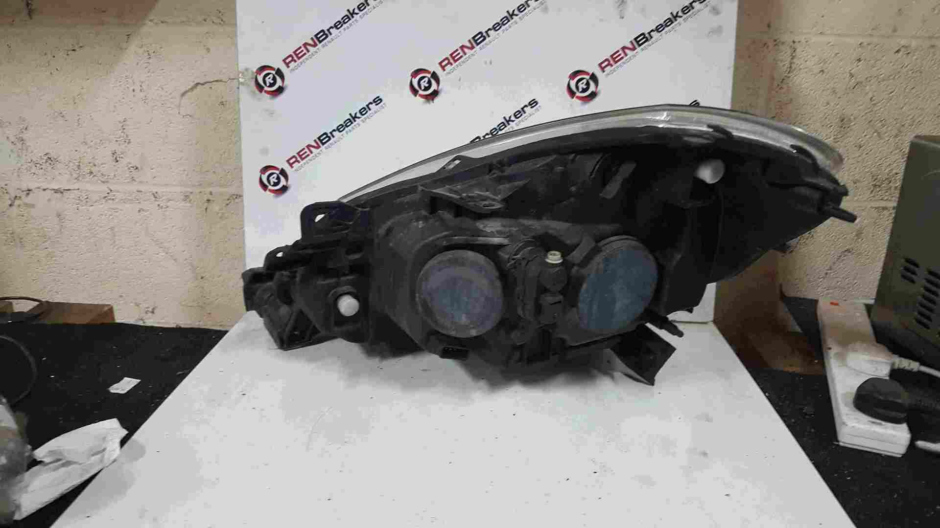 Thumb 3 Renault Clio MK3 2005-2009 Drivers OSF Front Headlight AM