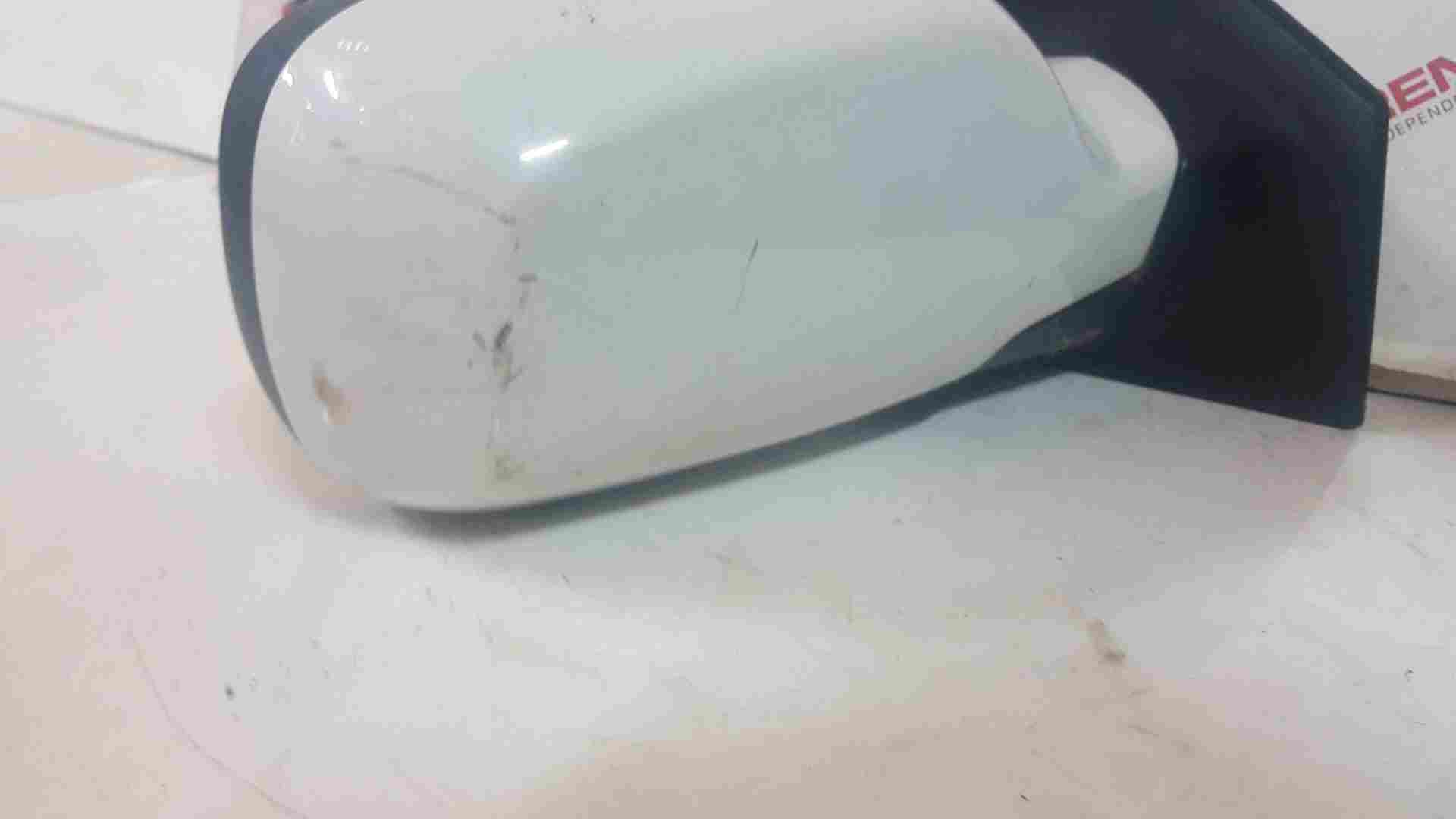 Thumb 5 Renault Clio MK3 2005-2009 Drivers Os Wing Mirror White Ov369