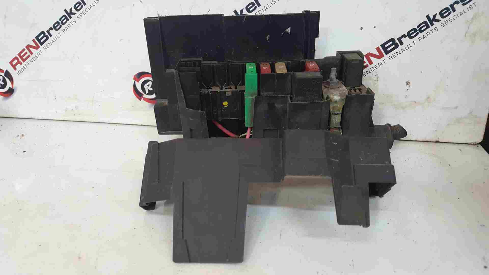 Thumb 8 Renault Clio MK3 2005-2009 Engine Battery Fuse BOX + Cover