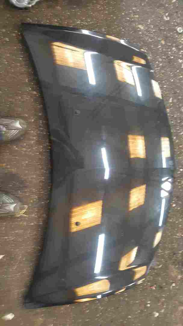 Renault Clio MK3 2005-2009 Front Bonnet Black 676