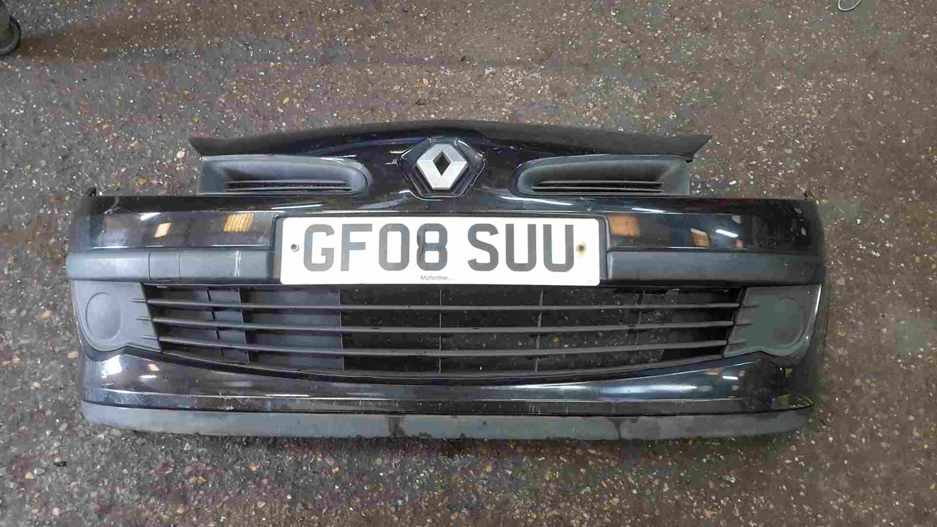 Renault Clio MK3 2005-2009 Front Bumper Black 676 15inch