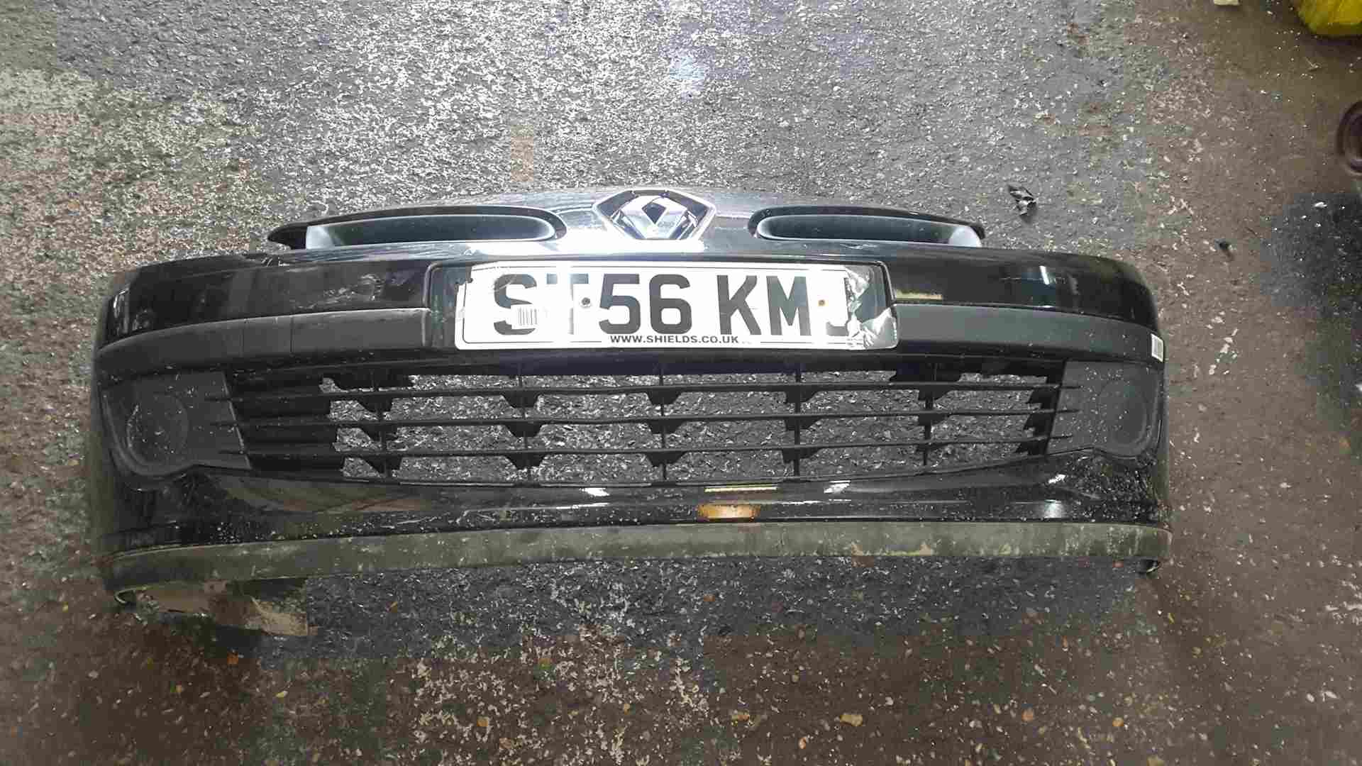 Thumb 7 Renault Clio MK3 2005-2009 Front Bumper Black 676 185