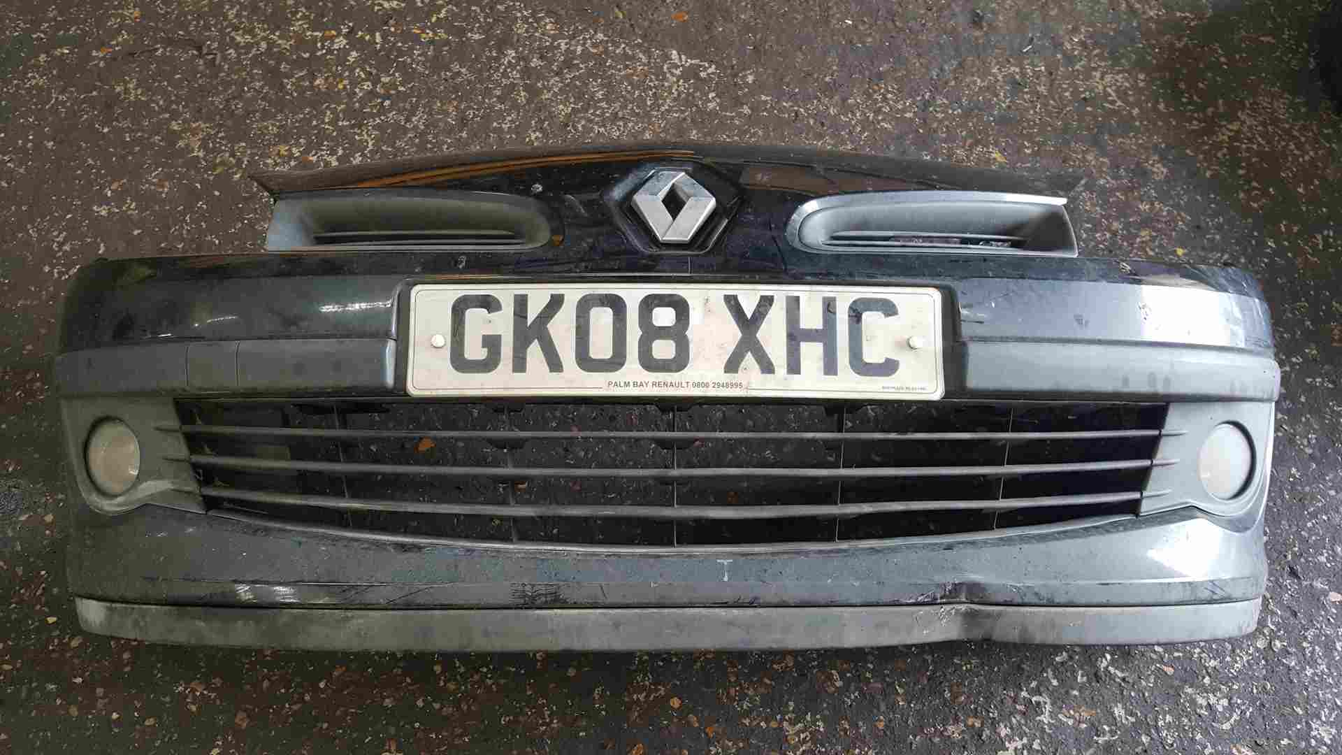 Thumb 3 Renault Clio MK3 2005-2009 Front Bumper Black 676 185 Marked SEE Image