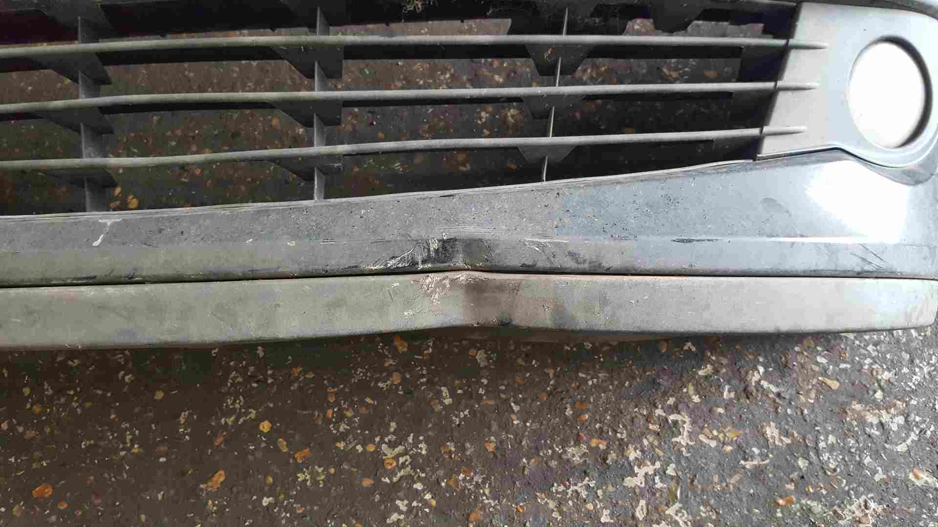Thumb 6 Renault Clio MK3 2005-2009 Front Bumper Black 676 185 Marked SEE Image