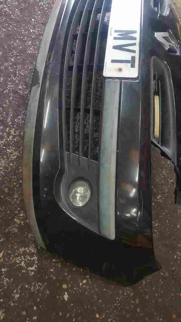 Thumb 4 Renault Clio MK3 2005-2009 Front Bumper Black 676 185 SEE Photos