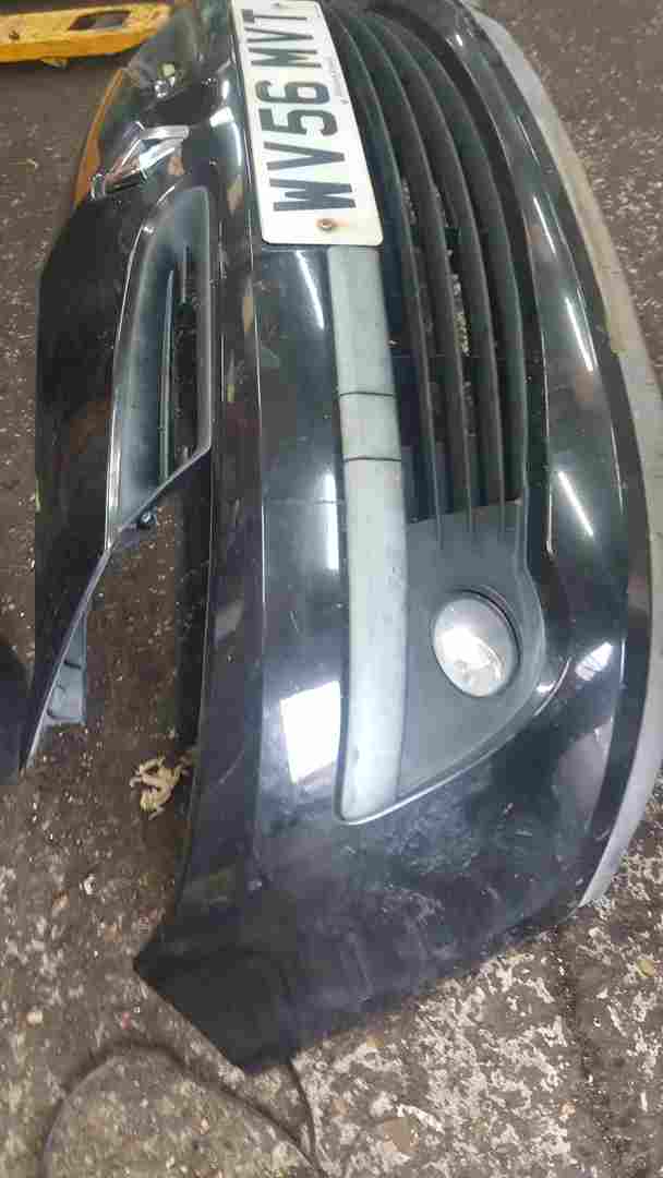 Thumb 8 Renault Clio MK3 2005-2009 Front Bumper Black 676 185 SEE Photos