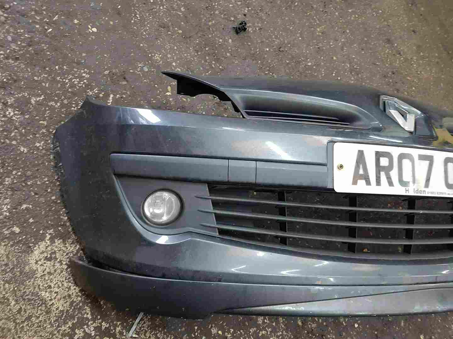 Thumb 3 Renault Clio MK3 2005-2009 Front Bumper Blue Grey Purple Teb66 195 SPORTY