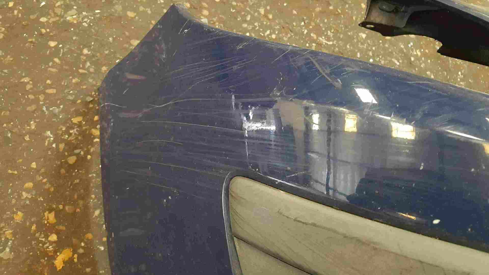 Thumb 5 Renault Clio MK3 2005-2009 Front Bumper Blue OV460 185