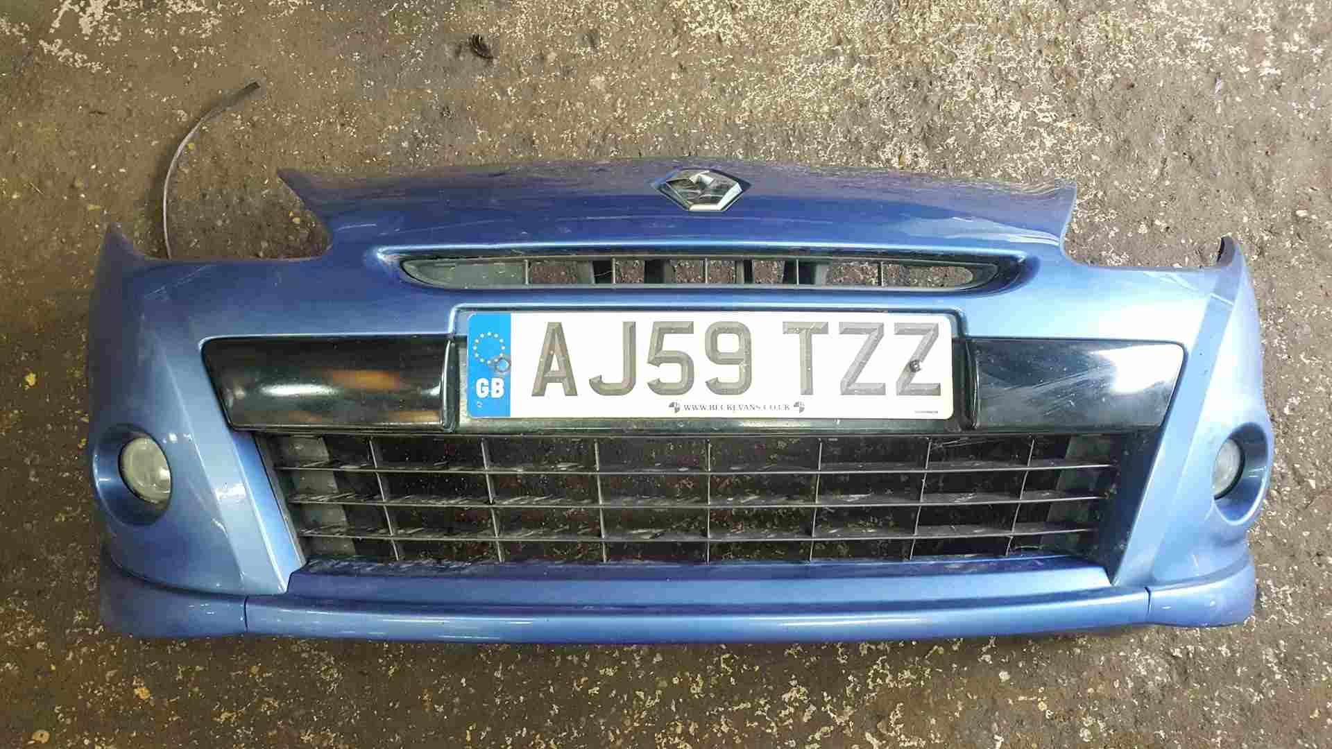 Thumb 7 Renault Clio MK3 2009-2012 Front Bumper Blue Ternt Gt Line