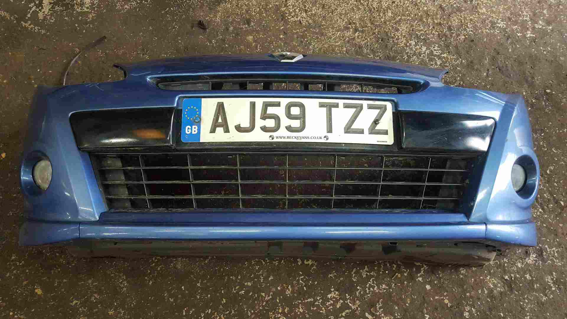 Thumb 9 Renault Clio MK3 2009-2012 Front Bumper Blue Ternt Gt Line