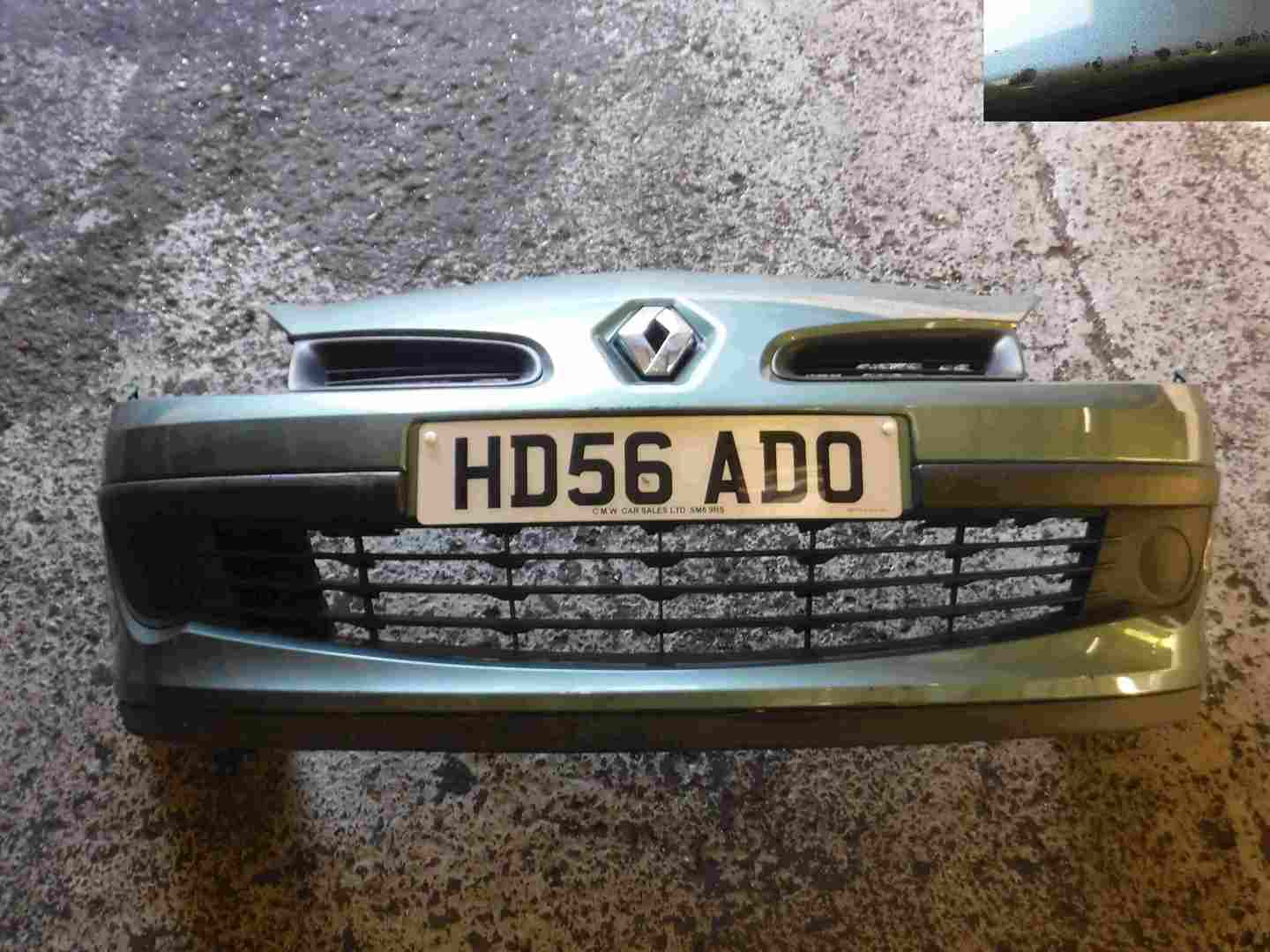 Renault Clio MK3 2005-2009 Front Bumper Green TED97 185