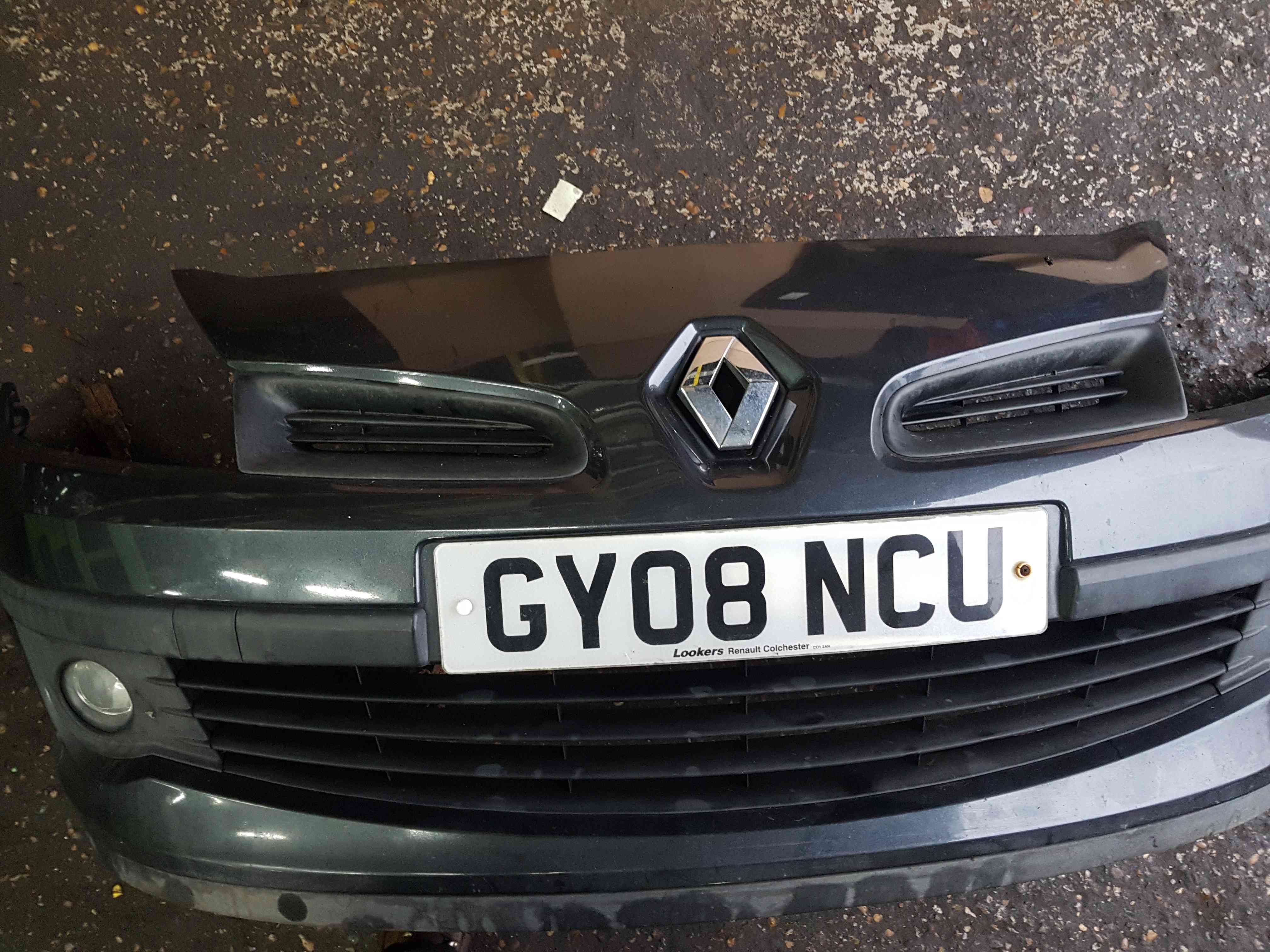 Thumb 3 Renault Clio MK3 2005-2009 Front Bumper Grey Teb66 195