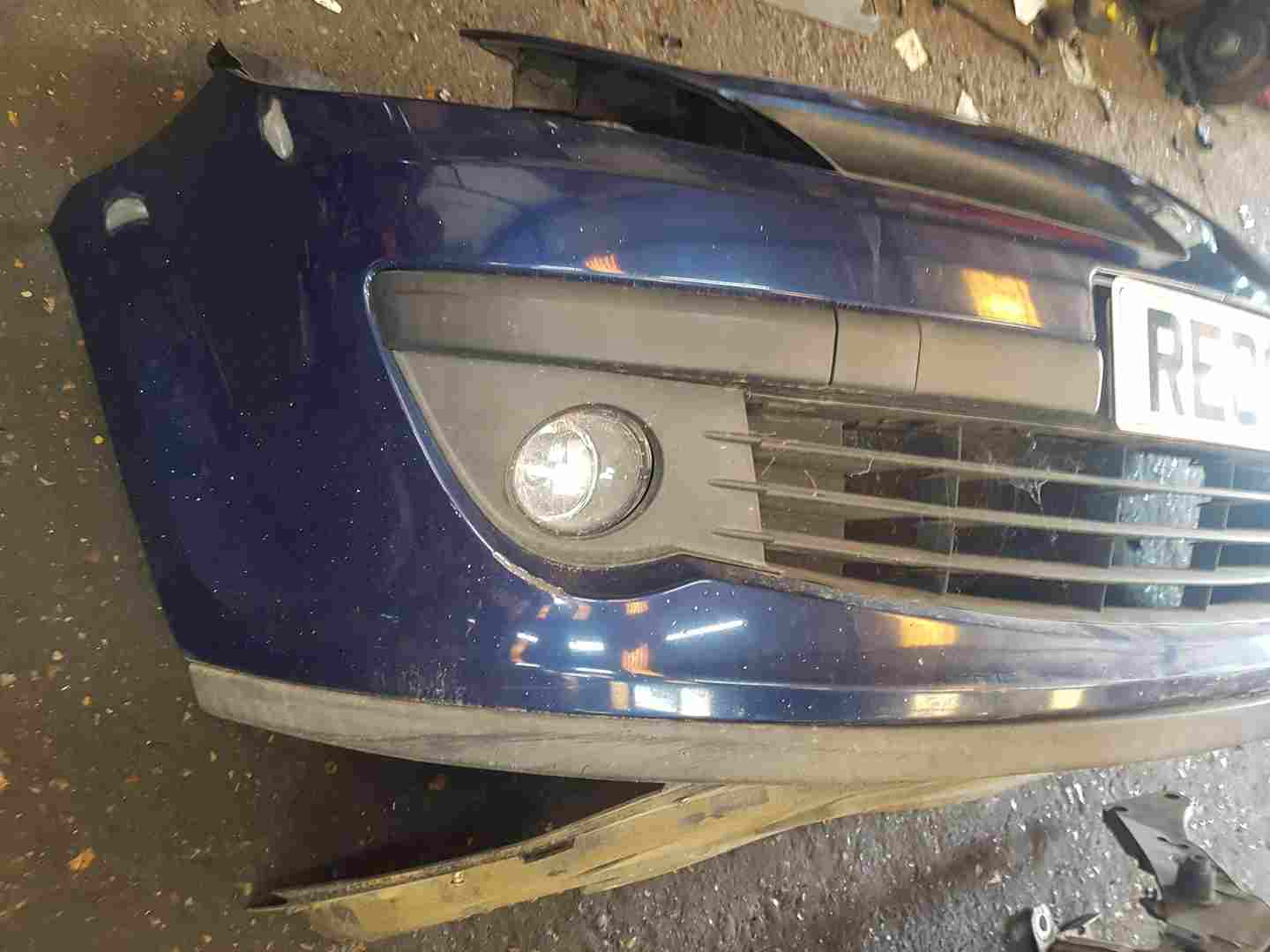 Thumb 2 Renault Clio MK3 2005-2009 Front Bumper Nv432 - Methyl Blue 195