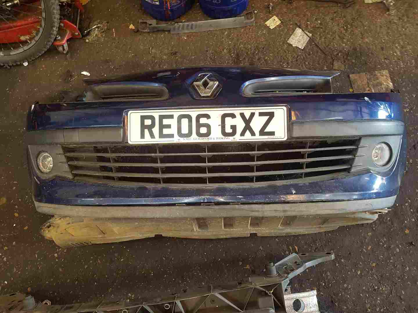 Thumb 11 Renault Clio MK3 2005-2009 Front Bumper Nv432 - Methyl Blue 195
