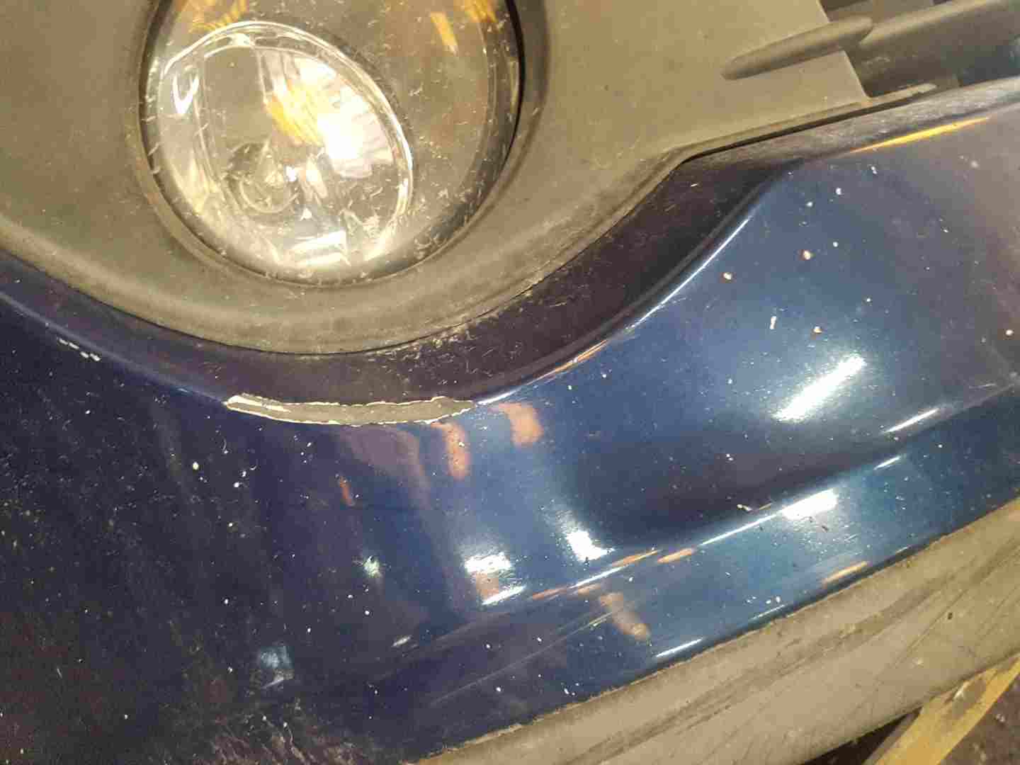 Thumb 3 Renault Clio MK3 2005-2009 Front Bumper Nv432 - Methyl Blue 195
