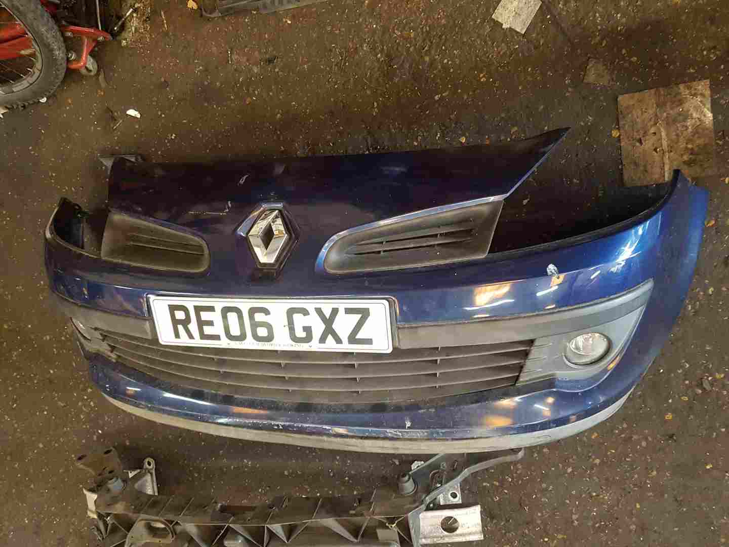 Thumb 8 Renault Clio MK3 2005-2009 Front Bumper Nv432 - Methyl Blue 195