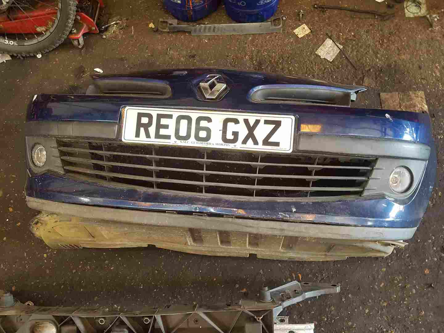 Thumb 10 Renault Clio MK3 2005-2009 Front Bumper Nv432 - Methyl Blue 195
