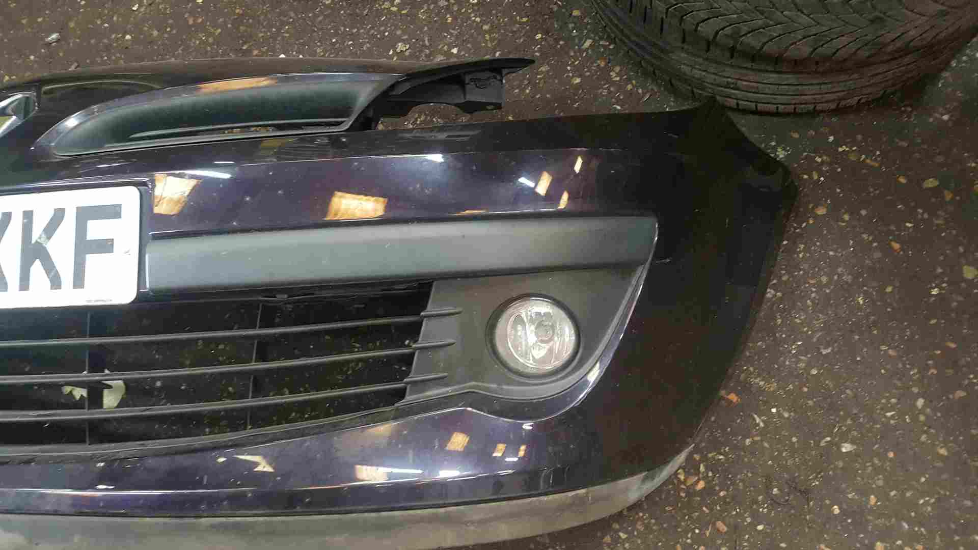 Thumb 5 Renault Clio MK3 2005-2009 Front Bumper Purple TE268 195