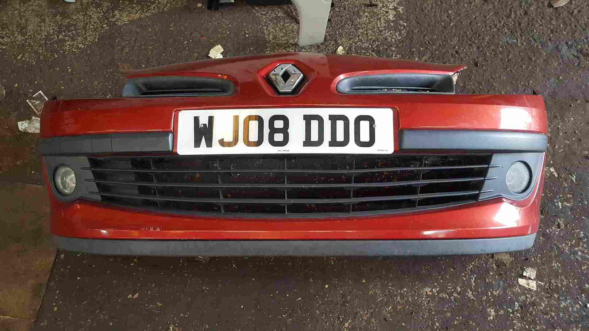 Thumb 9 Renault Clio MK3 2005-2009 Front Bumper RED Complete Teb76 185