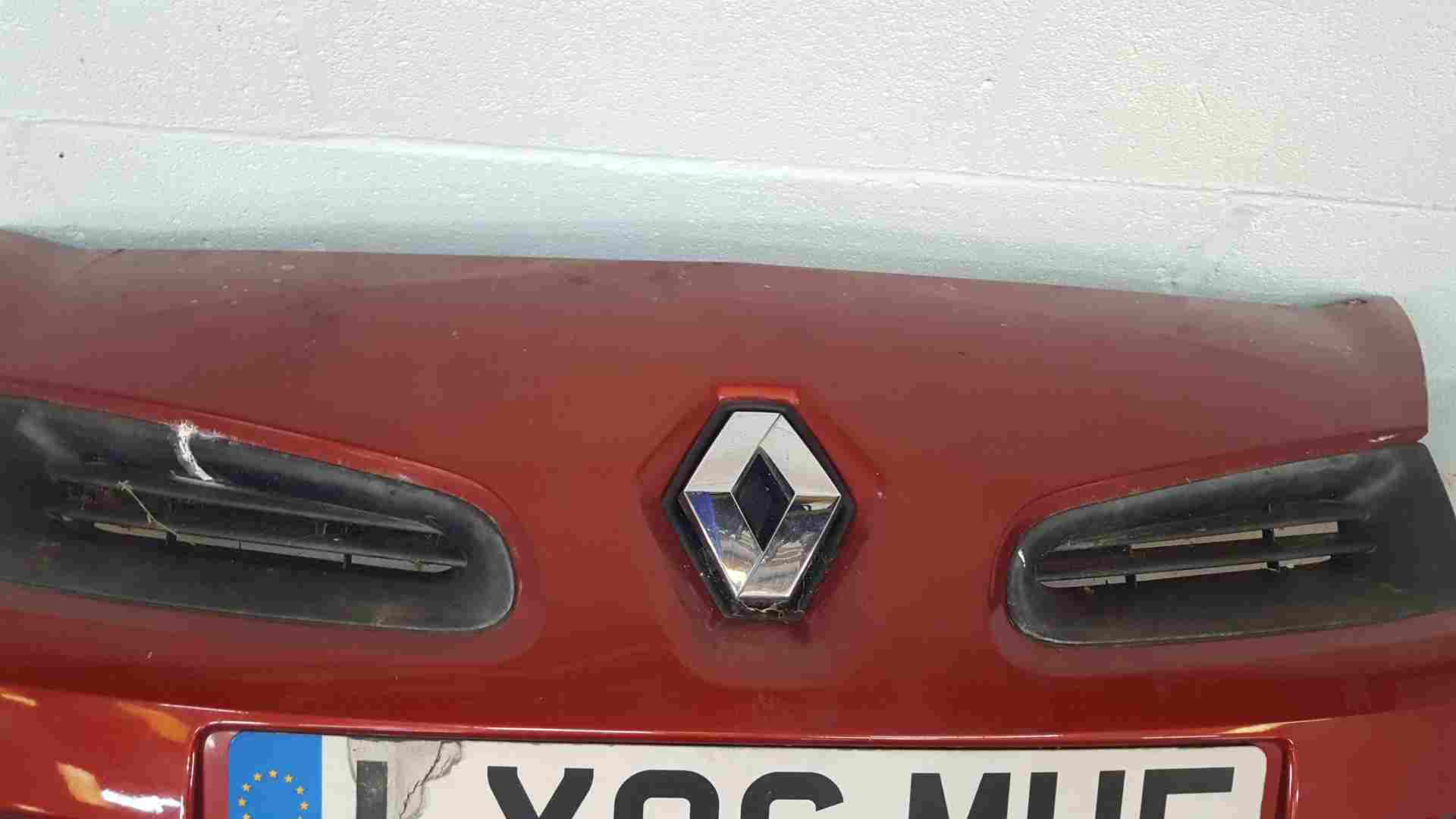 Thumb 5 Renault Clio MK3 2005-2009 Front Bumper RED Complete Teb76 185