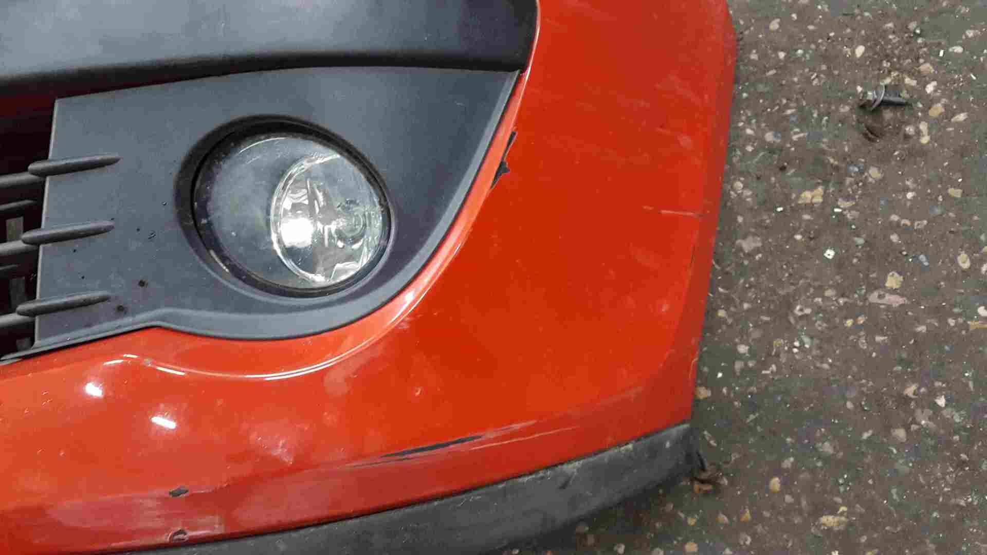 Renault Clio MK3 2005-2009 Front Bumper Red Orange TED75 185