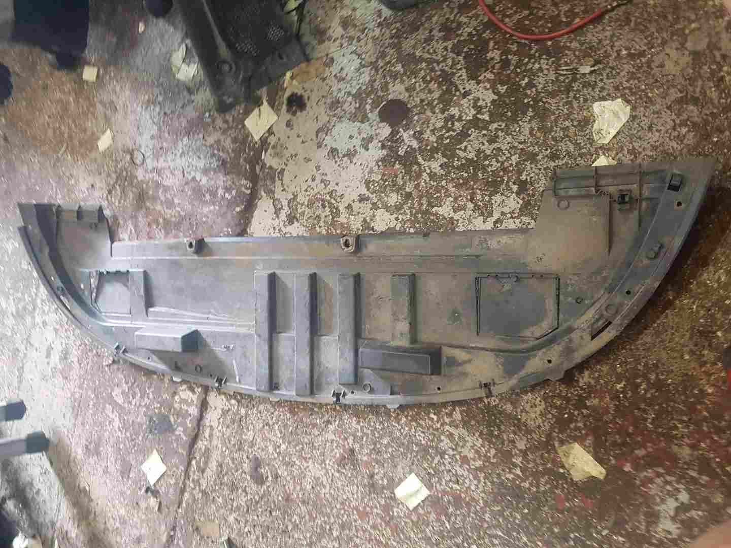 Renault Clio MK3 2005-2009 Front Bumper Trim Plastic Under Tray