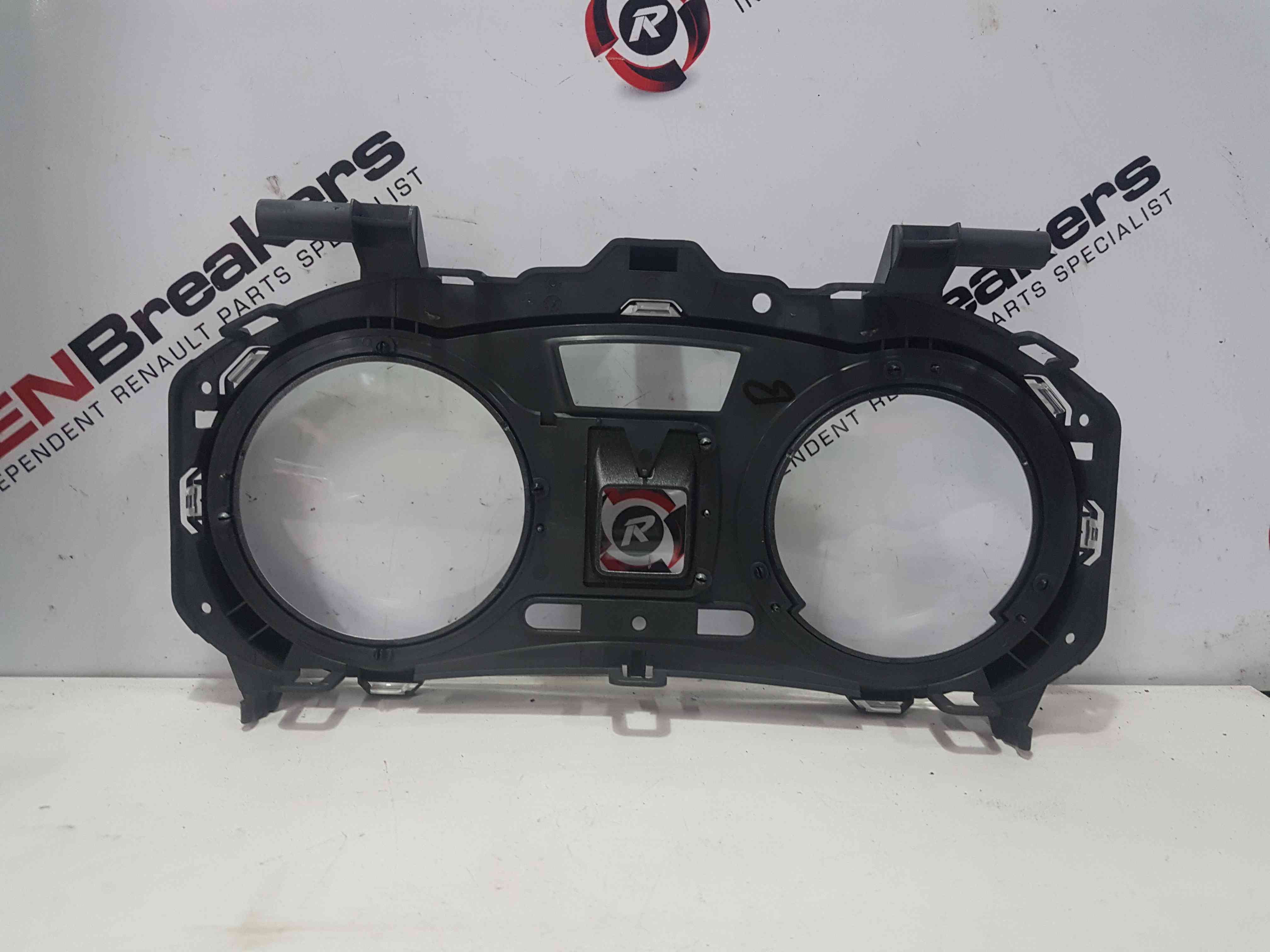 Thumb 4 Renault Clio MK3 2005-2009 Instrument Panel Front Plastic FOR Clocks 8200628777