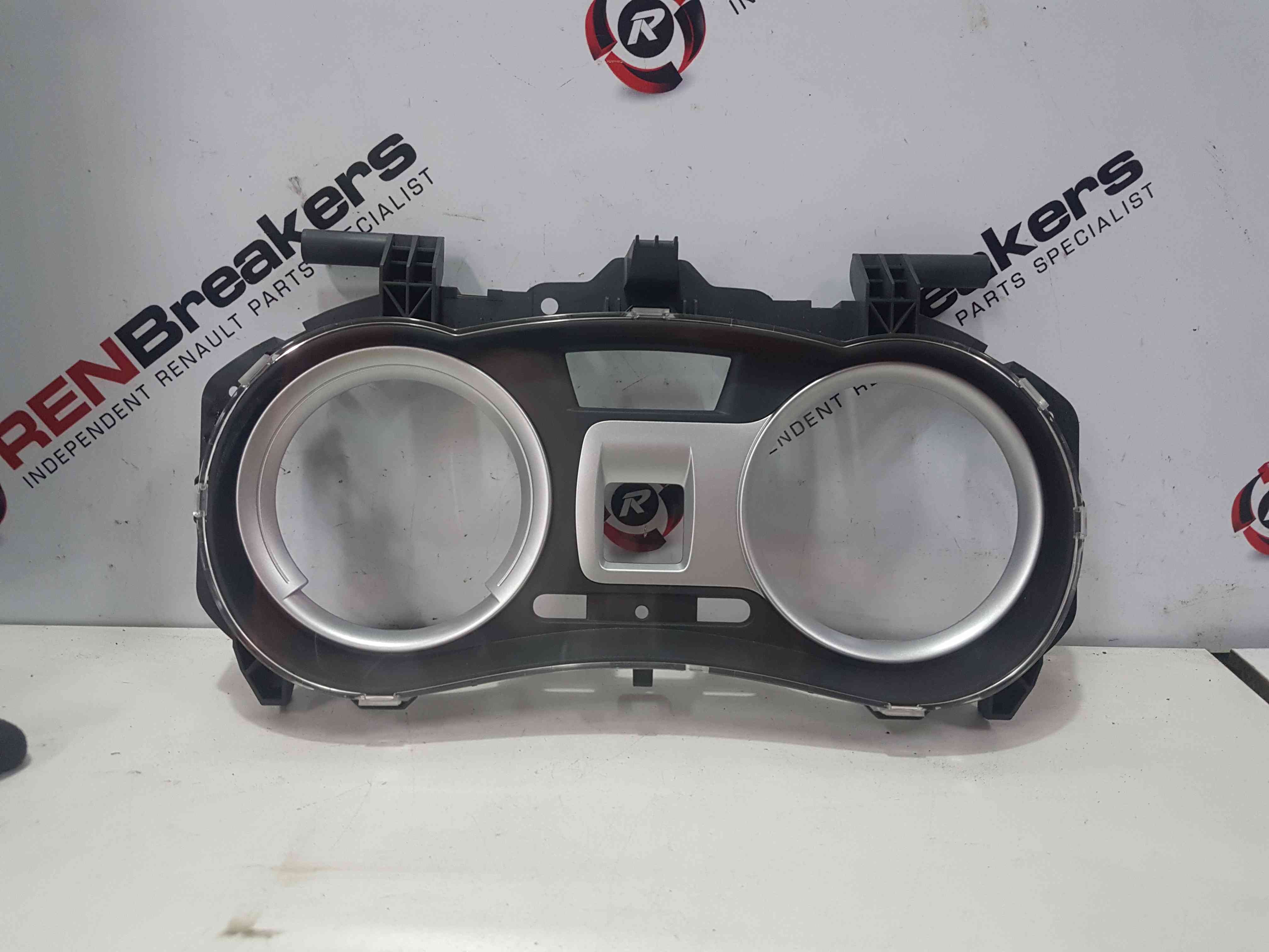 Thumb 7 Renault Clio MK3 2005-2009 Instrument Panel Front Plastic FOR Clocks 8200628777