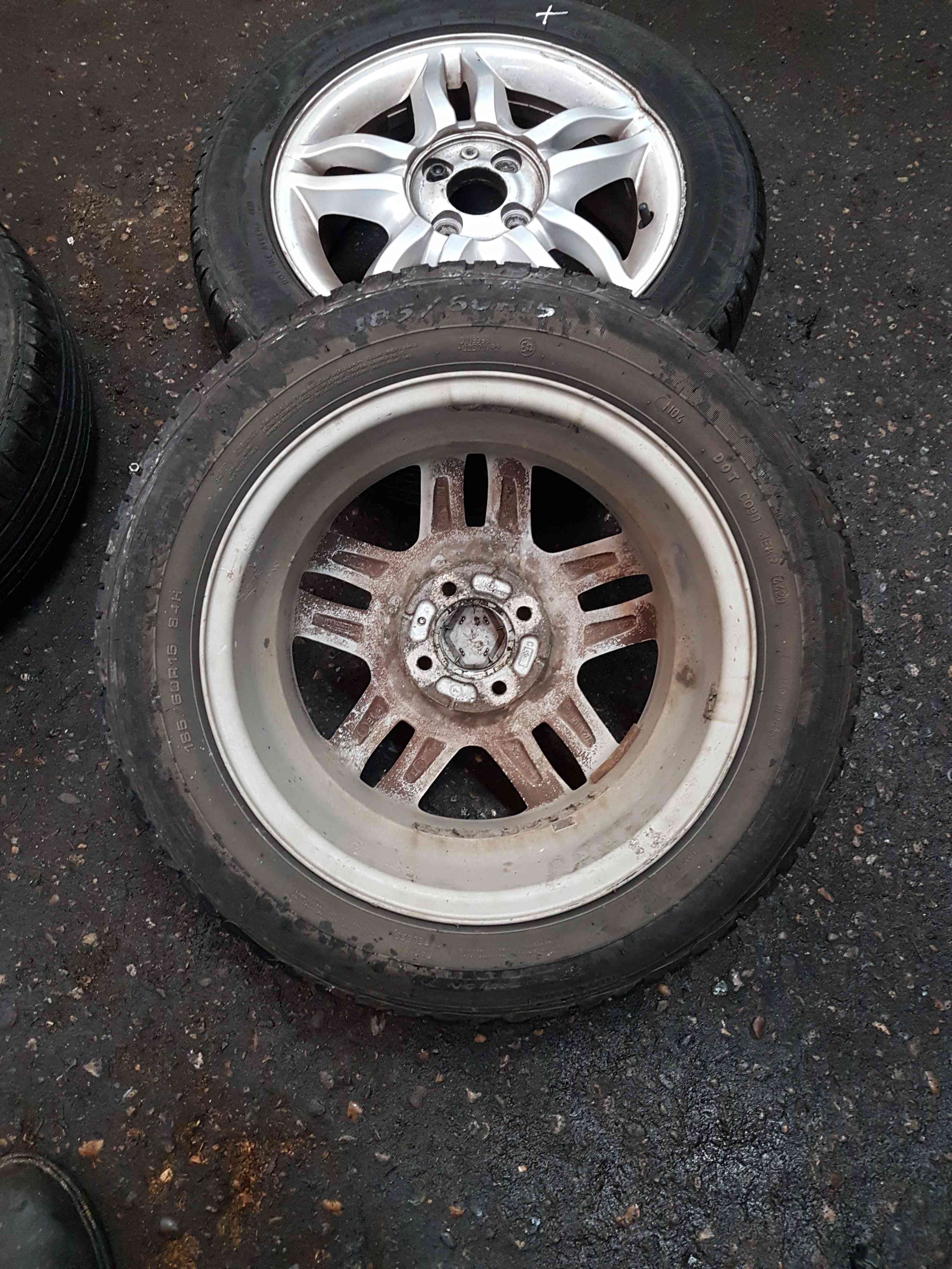 Thumb 6 Renault Clio MK3 2005-2009 Mahonia Alloy Wheel 15 Inch X 1 4/5 185 60 15 