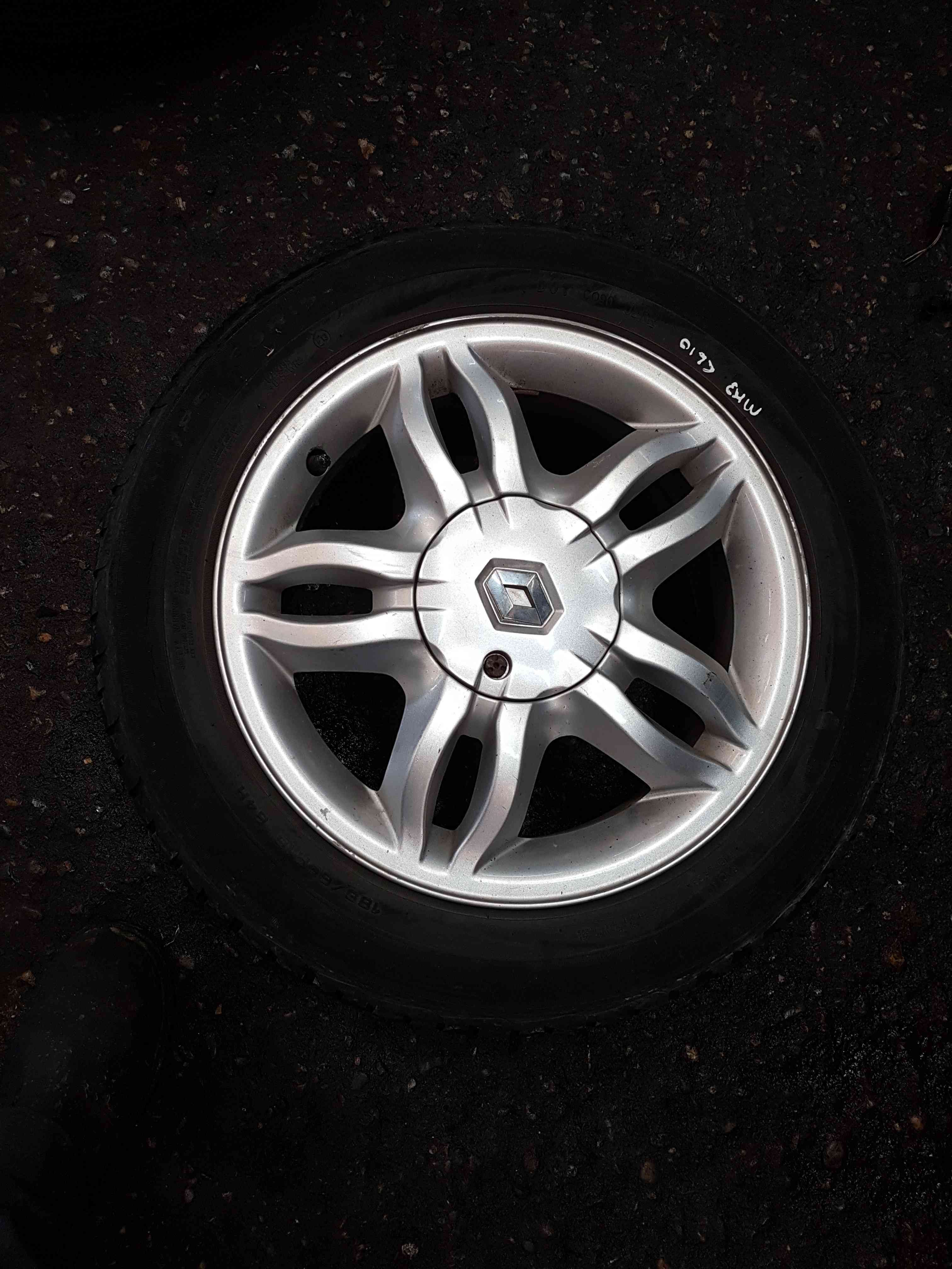 Thumb 9 Renault Clio MK3 2005-2009 Mahonia Alloy Wheel 15 Inch X 1 4/5 185 60 15 
