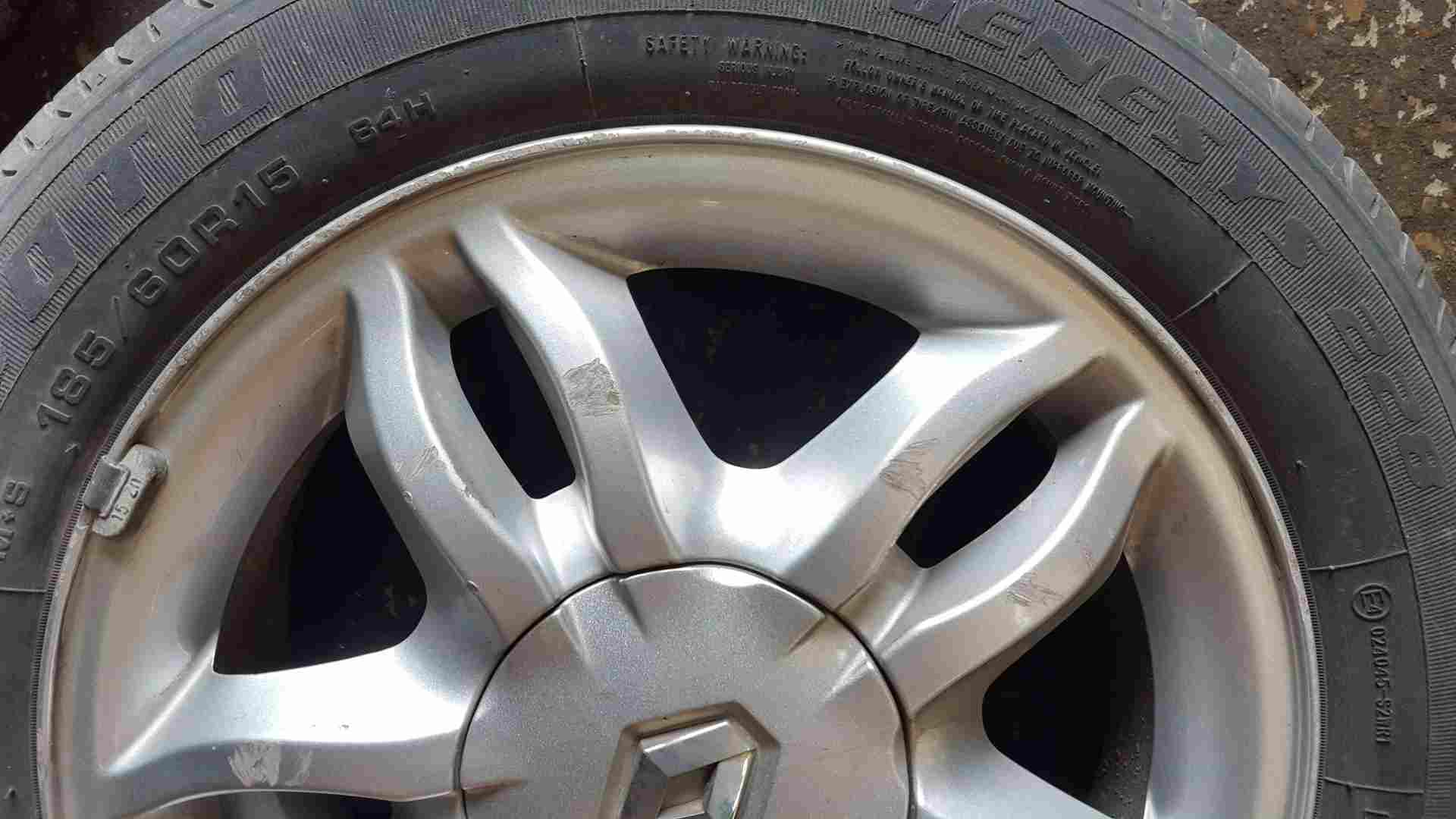 Thumb 7 Renault Clio MK3 2005-2009 Mahonia Alloy Wheel 15Inch X1 2/5