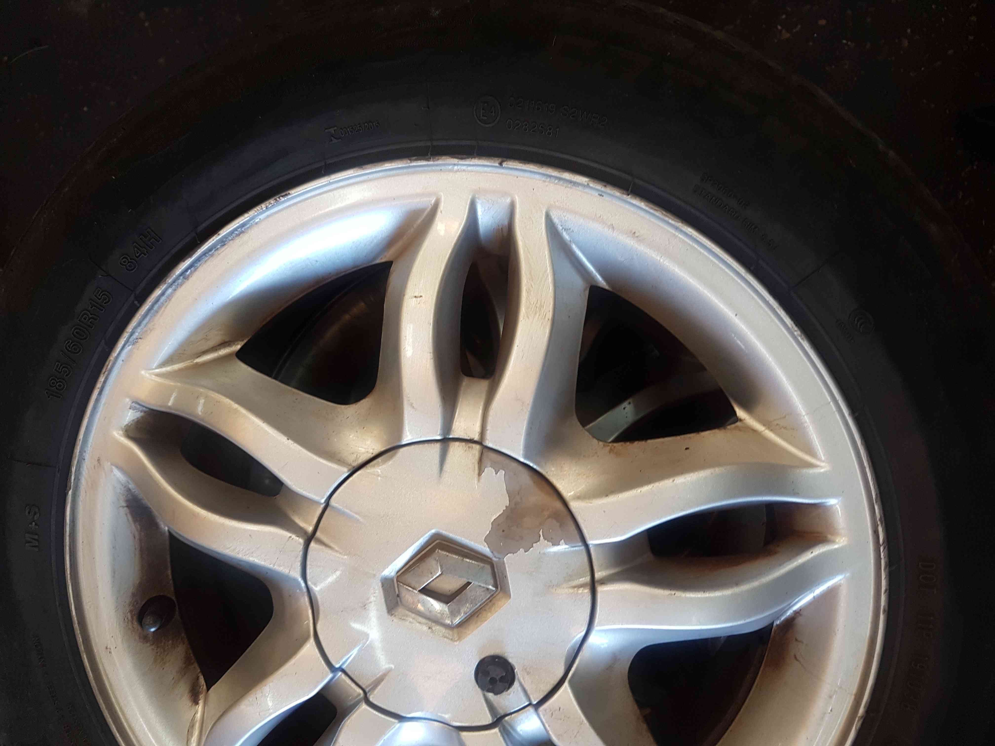 Thumb 6 Renault Clio MK3 2005-2009 Mahonia Alloy Wheel 15Inch X1 3/5