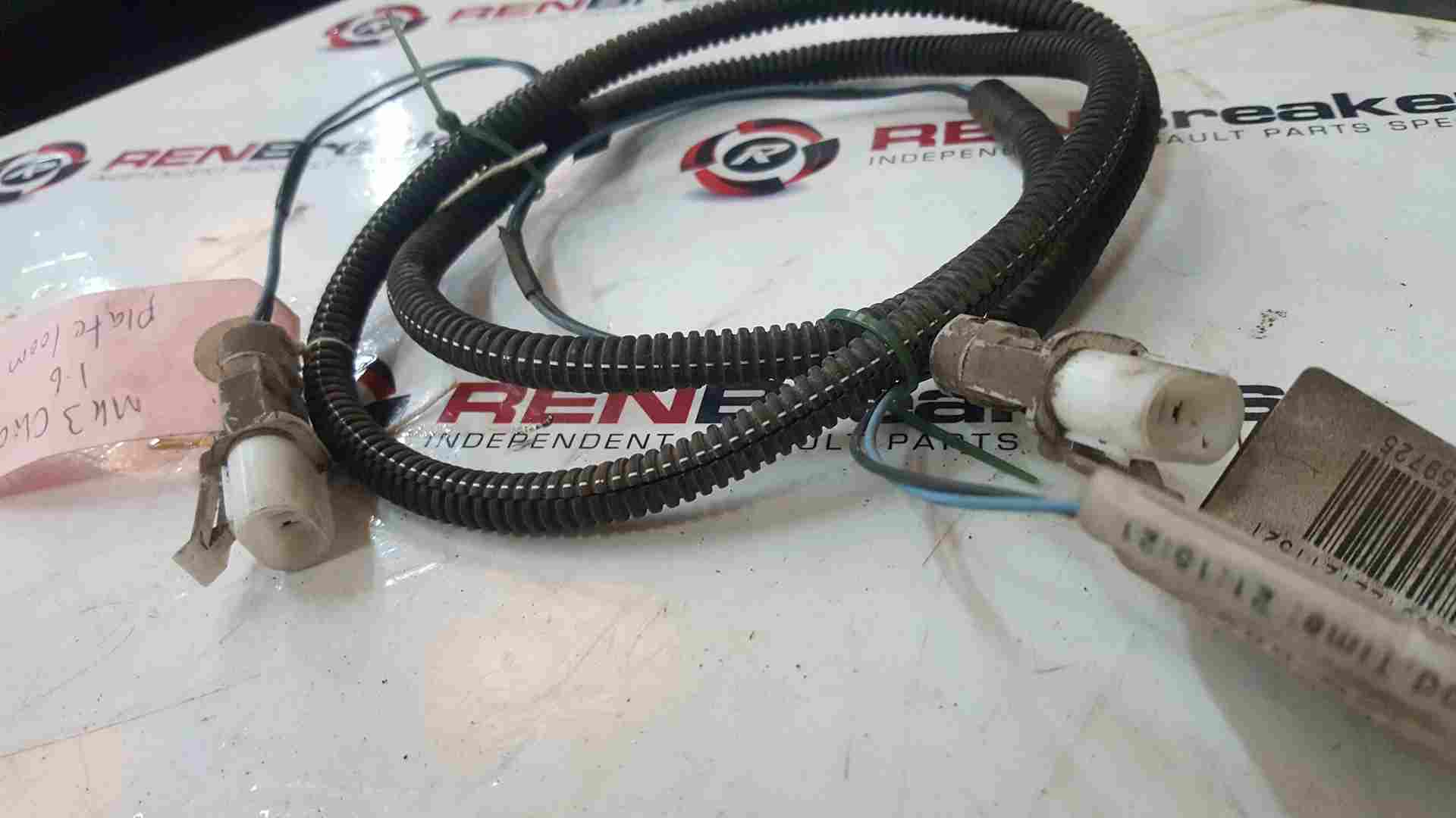 Thumb 4 Renault Clio MK3 2005-2009 Number Plate Light Wiring Loom 8200459725