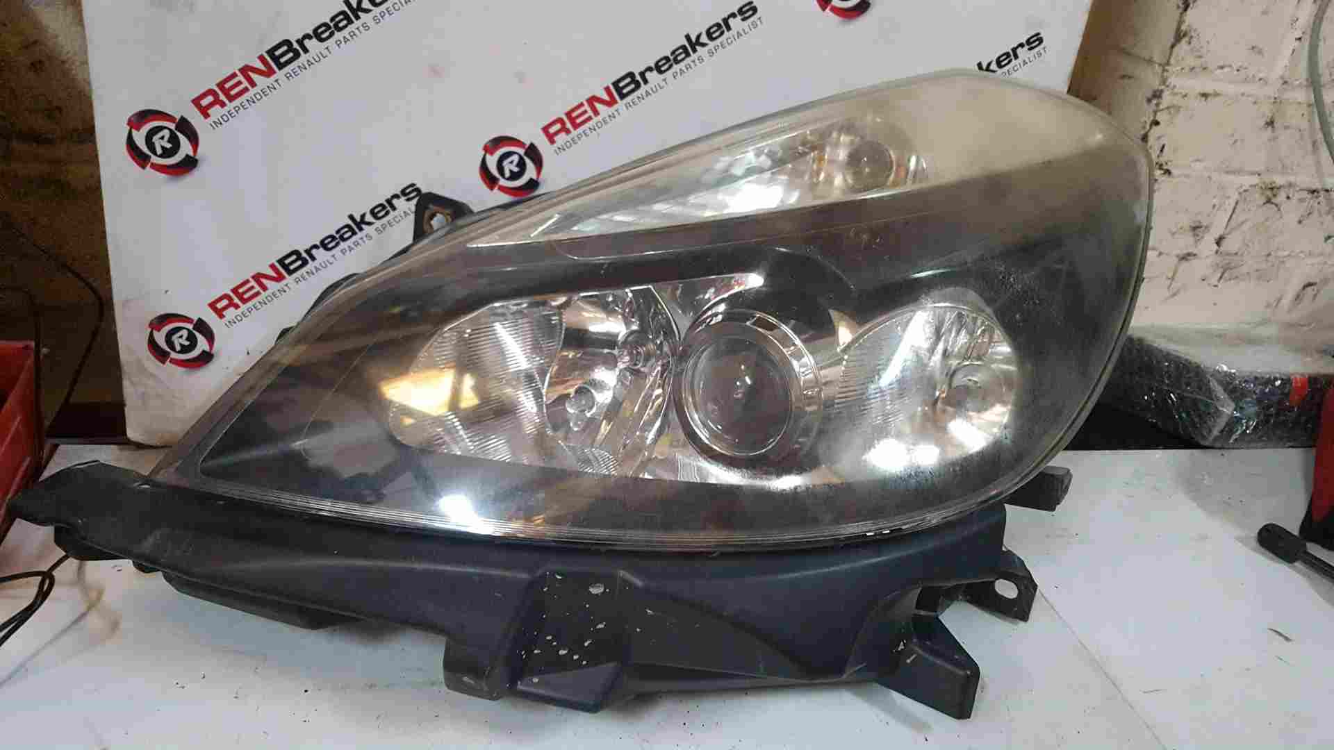 Thumb 3 Renault Clio MK3 2005-2009 Passenger NSF Front Headlight Black Backing