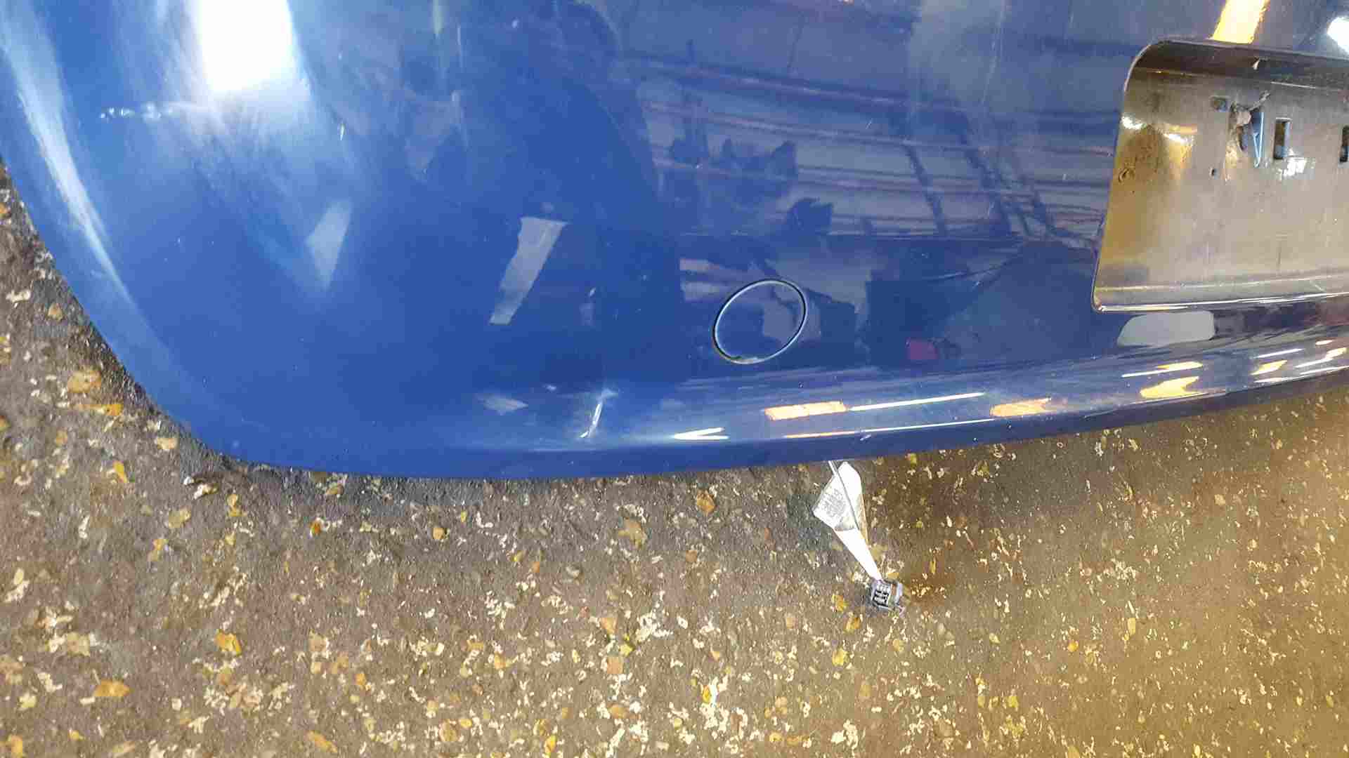 Thumb 3 Renault Clio MK3 2005-2009 Rear Bumper Blue 460 SOME DAMAGE