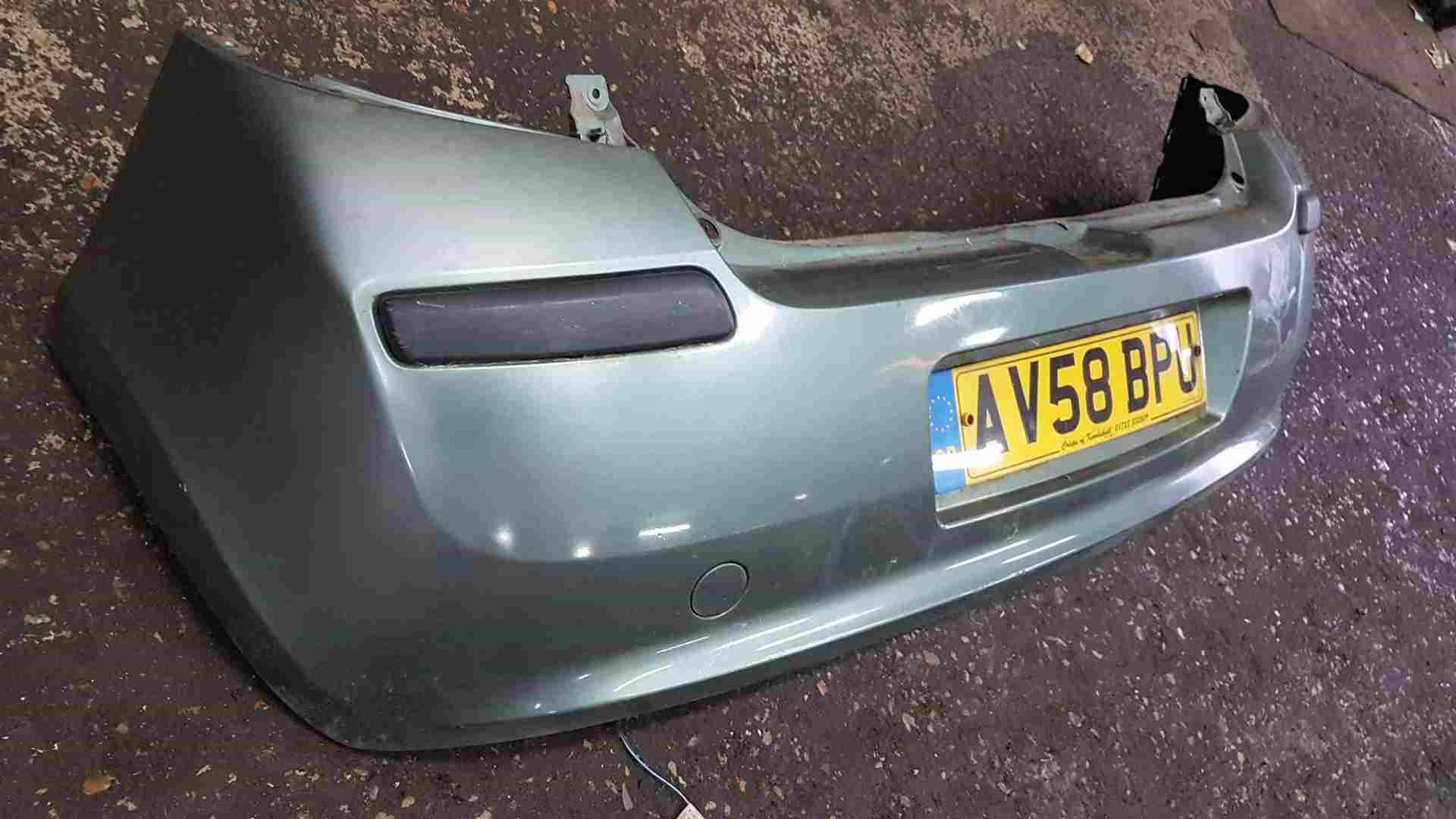 Thumb 2 Renault Clio MK3 2005-2009 Rear Bumper Green Ted97