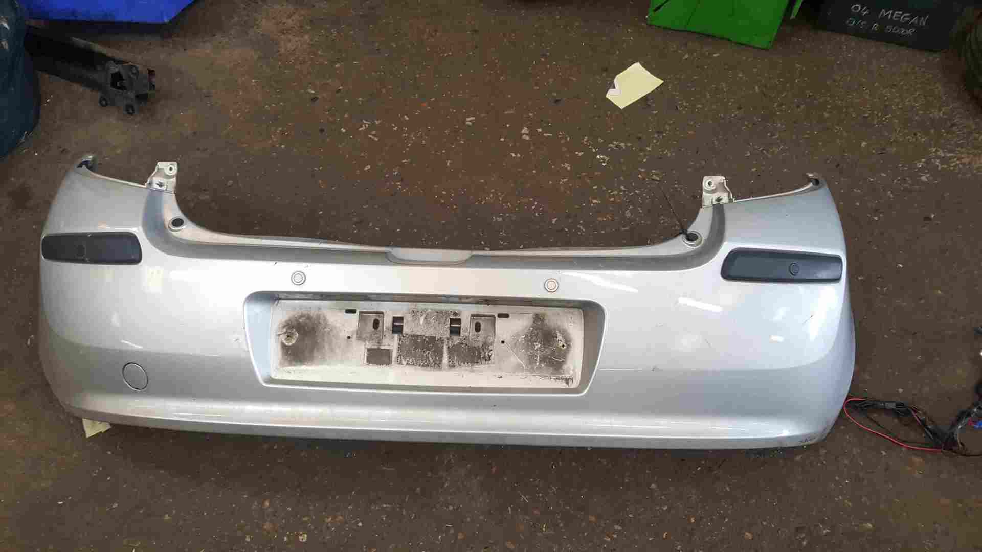 Renault Clio MK3 2005-2009 Rear Bumper Silver TED69 Reversing Sensor