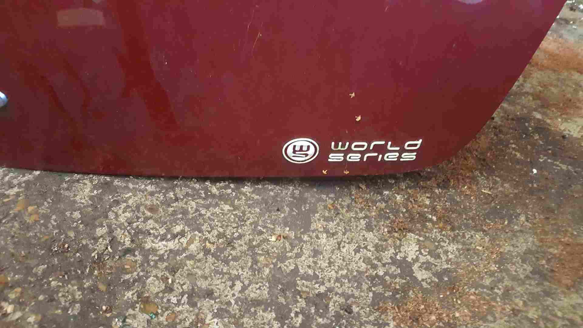 Thumb 5 Renault Clio MK3 2005-2012 Rear Tailgate Boot RED Tennj WORLD SERIES 