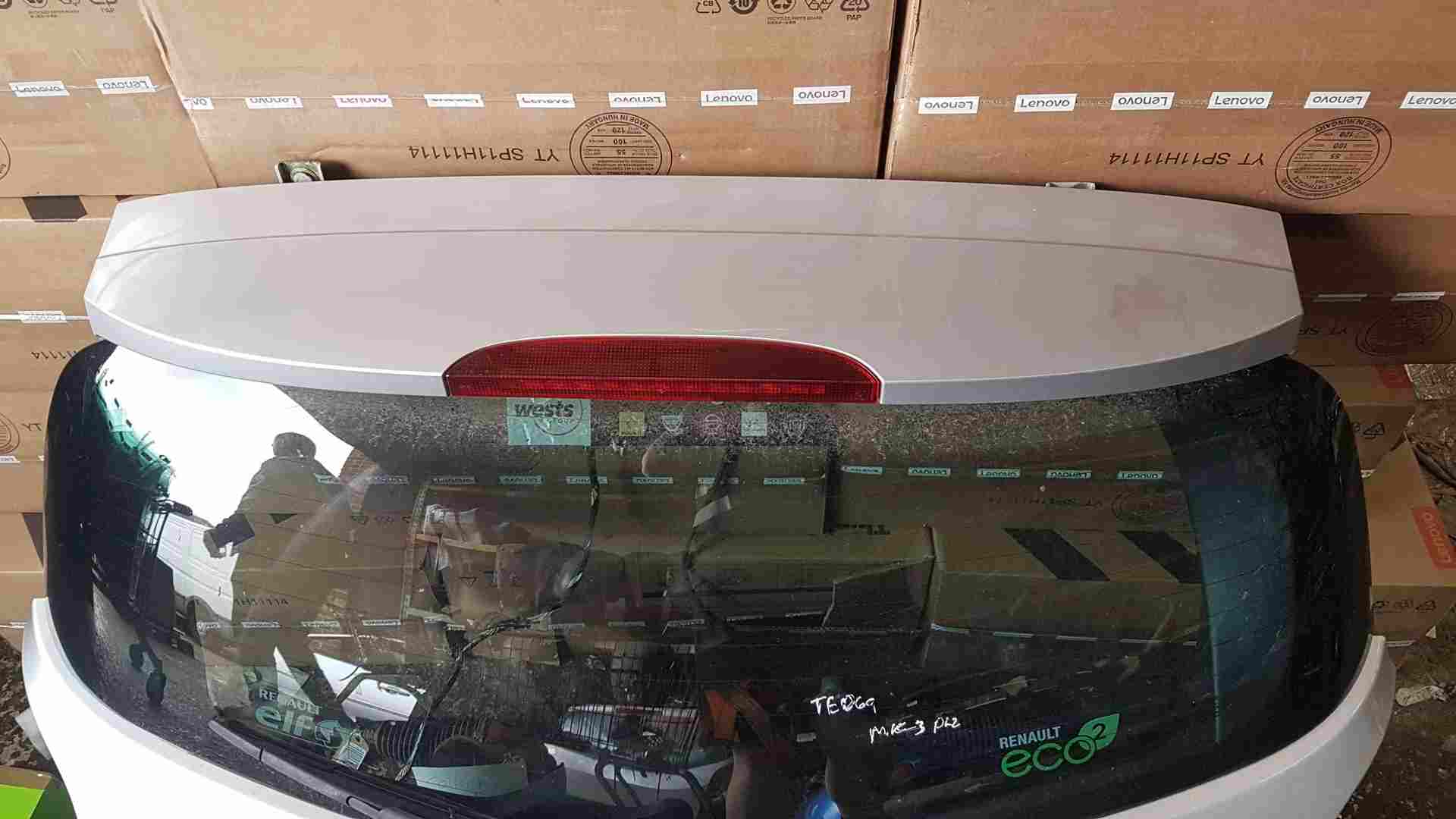 Thumb 2 Renault Clio MK3 2005-2009 Rear Tailgate Boot Silver Ted69 With Sporty Spoiler