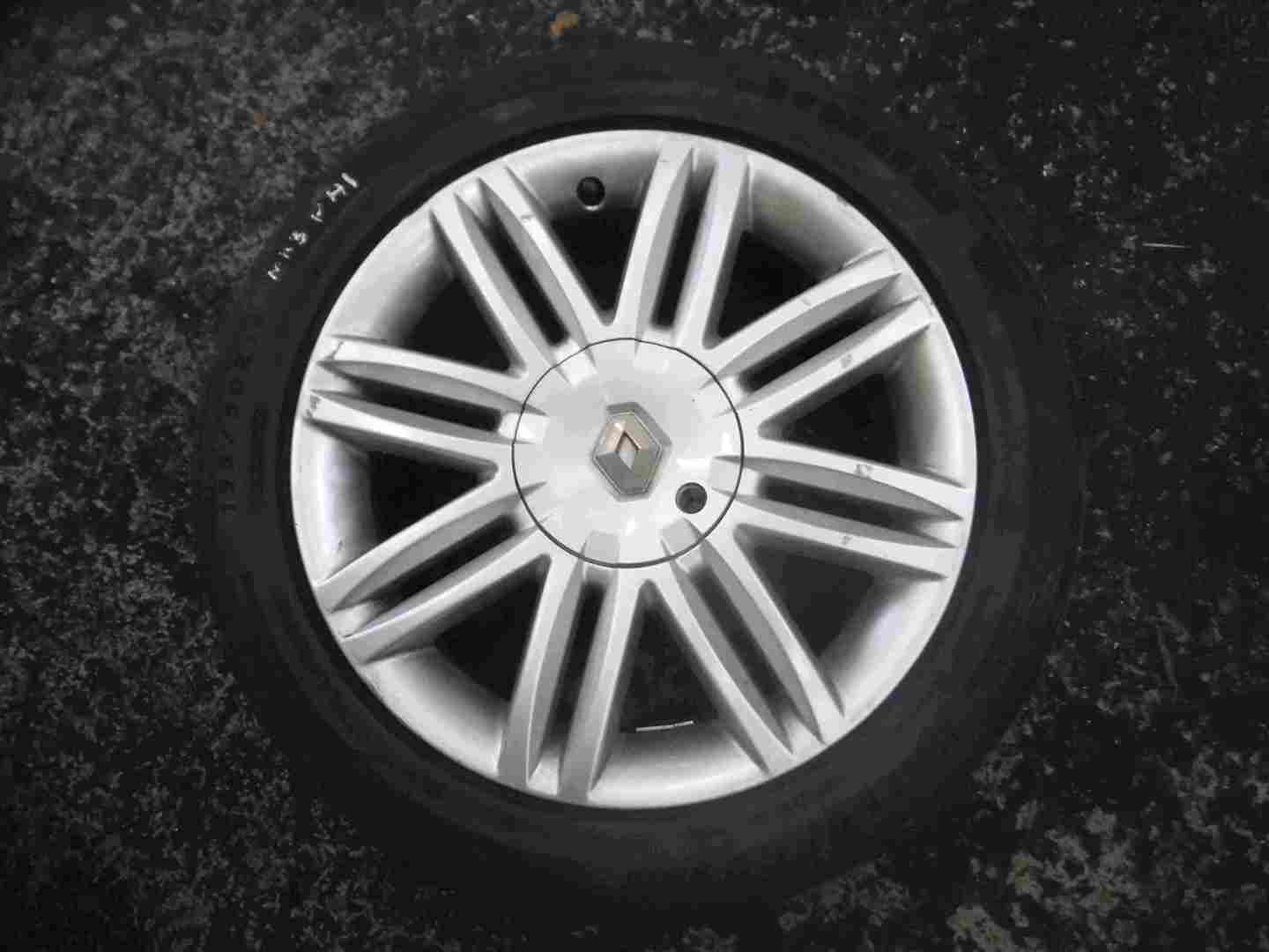 Renault Clio MK3 2005-2009 Solonia Alloy Wheel + Tyre 195 50 16 6mm 8200317808