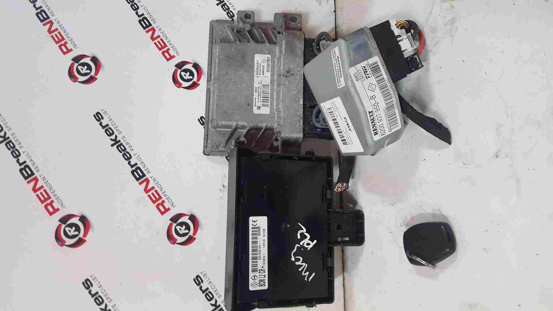 Thumb 6 Renault Clio MK3 2005-2012 1.2 16V ECU Set UCH Bcm Steering ECU + KEY Fob
