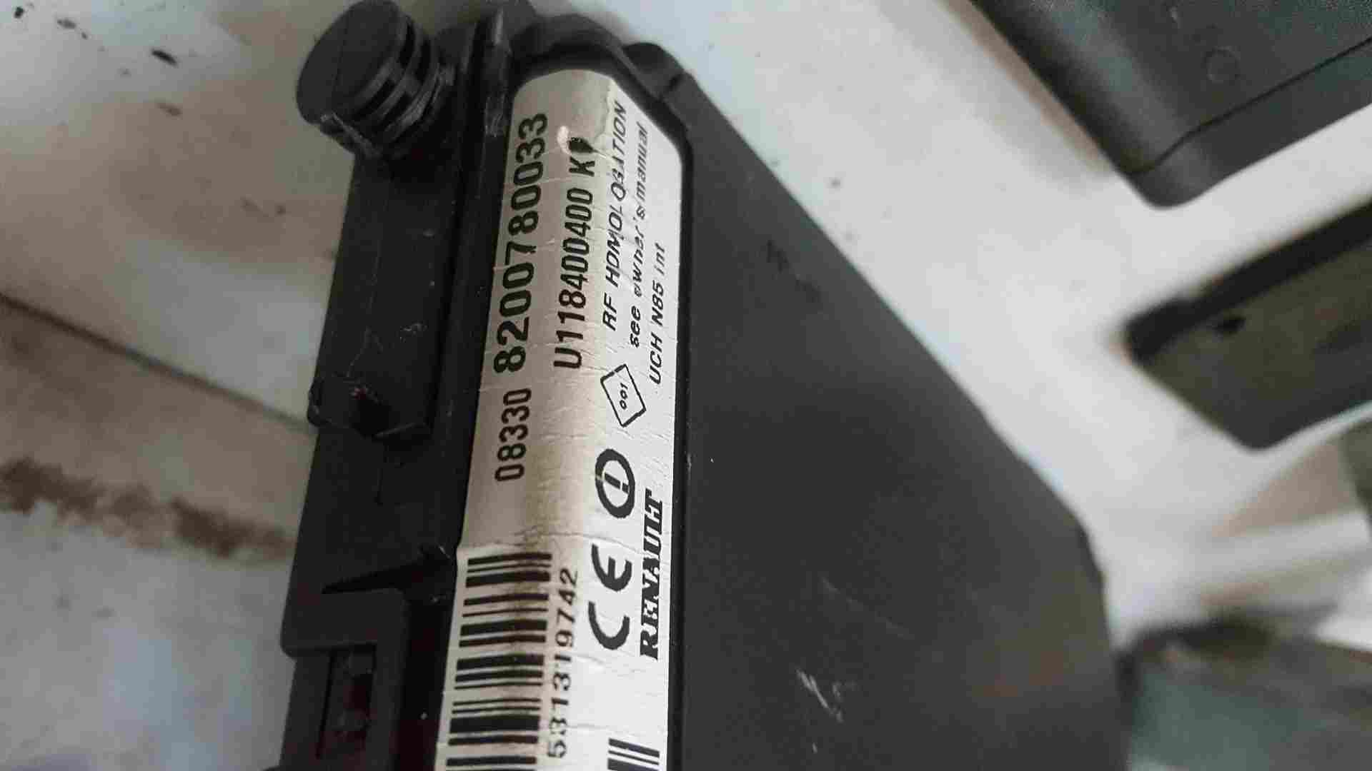 Thumb 4 Renault Clio MK3 2005-2012 1.2 16v tCe ECU SET UCH Steering ECU BCM 2 Key Cards