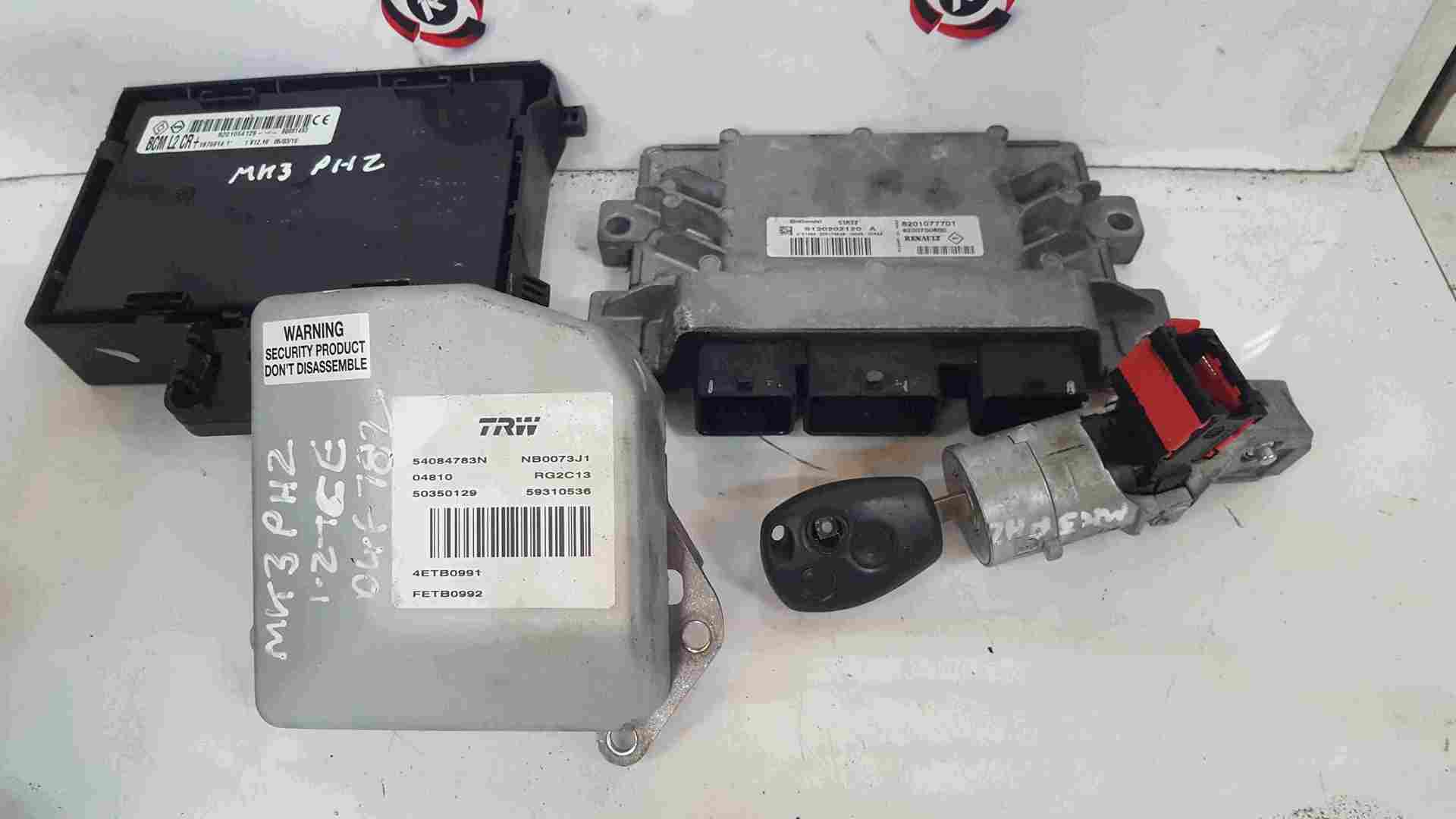 Thumb 6 Renault Clio MK3 2005-2012 1.2 Tce ECU Set UCH BCM Immobiliser + Key Fob