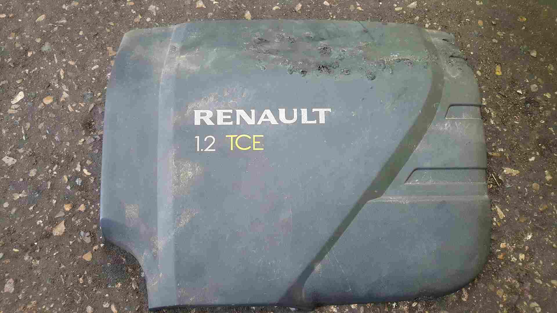 Thumb 3 Renault Clio MK3 2005-2012 1.2 Turbo TCE Engine Cover Plastic Damaged 8200587307