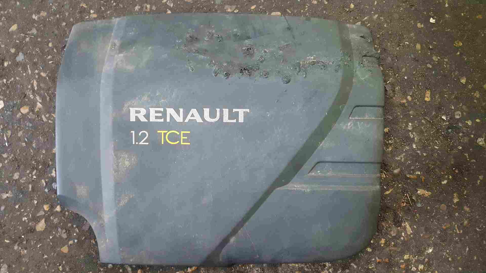 Renault Clio MK3 2005-2012 1.2 Turbo TCE Engine Cover Plastic Damaged 8200587307