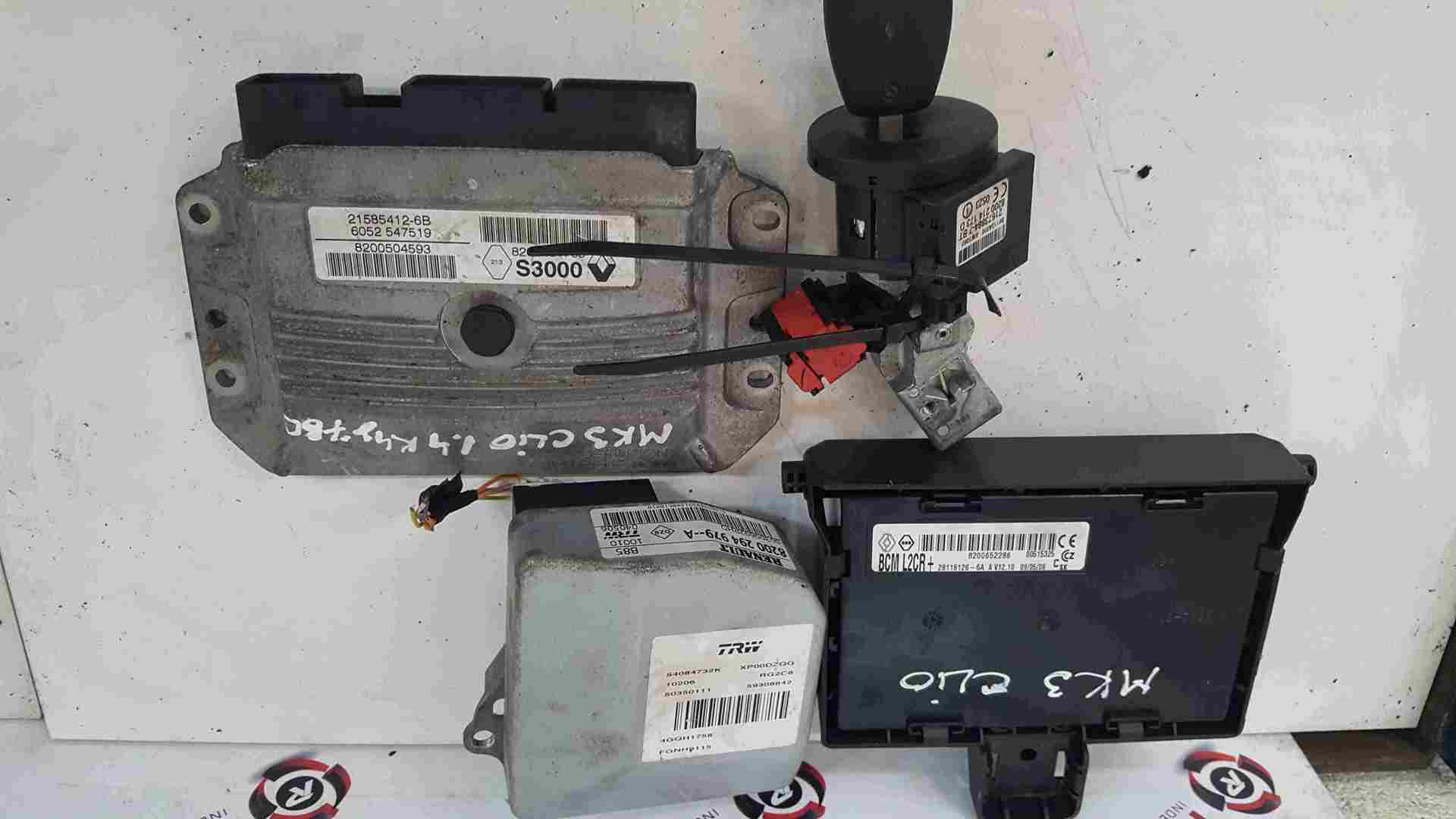 Thumb 4 Renault Clio MK3 2005-2012 1.4 16v ECU SET UCH BCM Immobiliser + Key Fob
