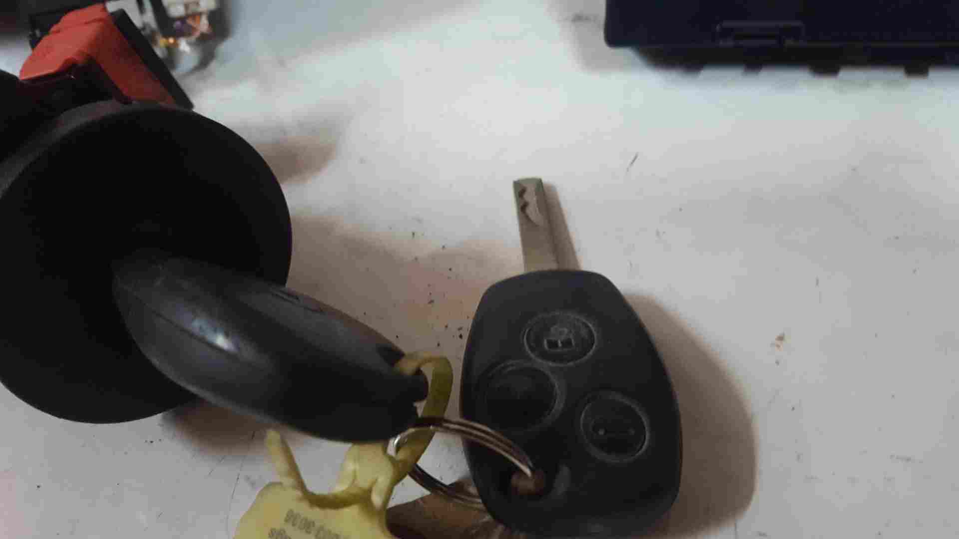Thumb 6 Renault Clio MK3 2005-2012 1.5 DCI Ecu SET Uch BCM Steering + 2 KEY Fobs