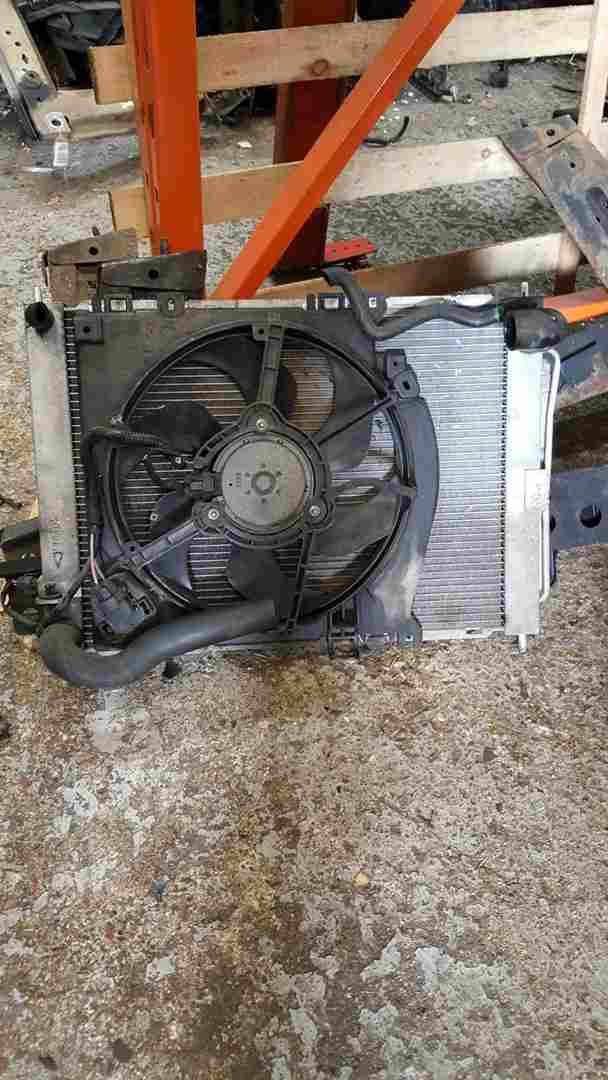 Thumb 3 Renault Clio MK3 2005-2012 1.5 DCi Rad Pack Radiator Cooling Fan