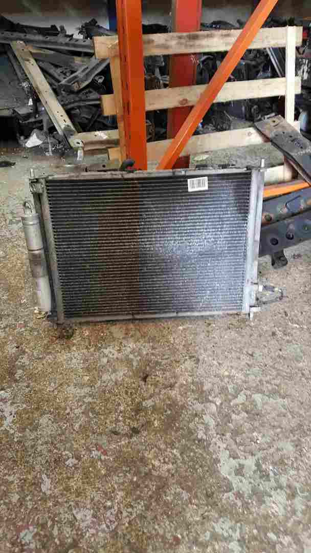 Renault Clio MK3 2005-2012 1.5 DCi Rad Pack Radiator Cooling Fan