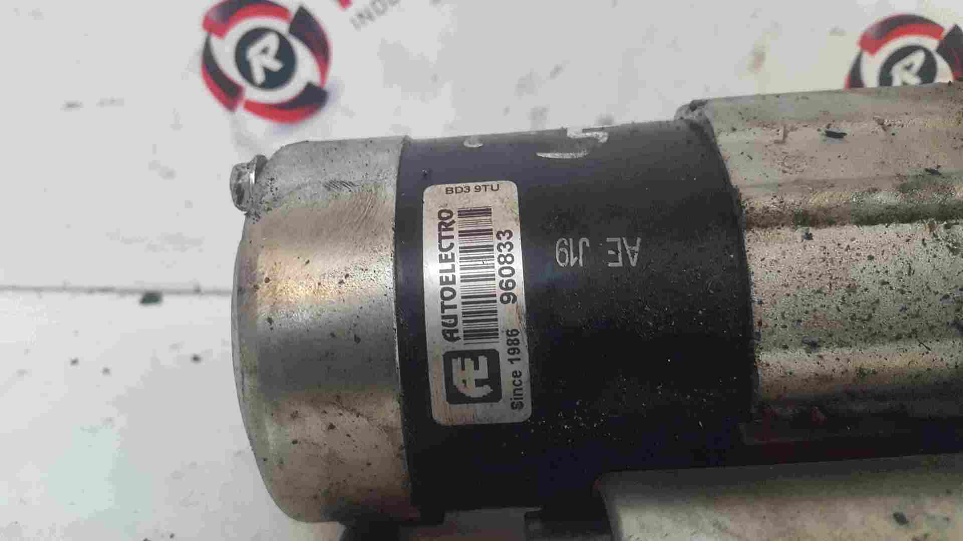 Thumb 3 Renault Clio MK3 2005-2012 1.5 DCi Starter Motor Starting